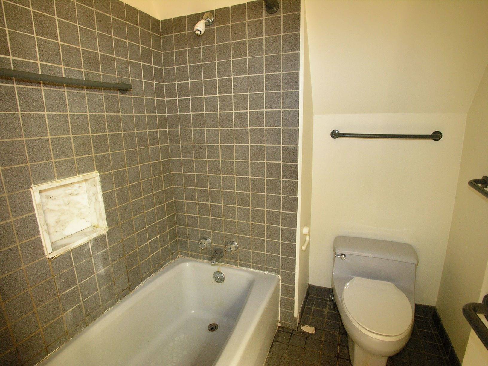 Miyamoto 3 Bed Apartment The Schenley Arms