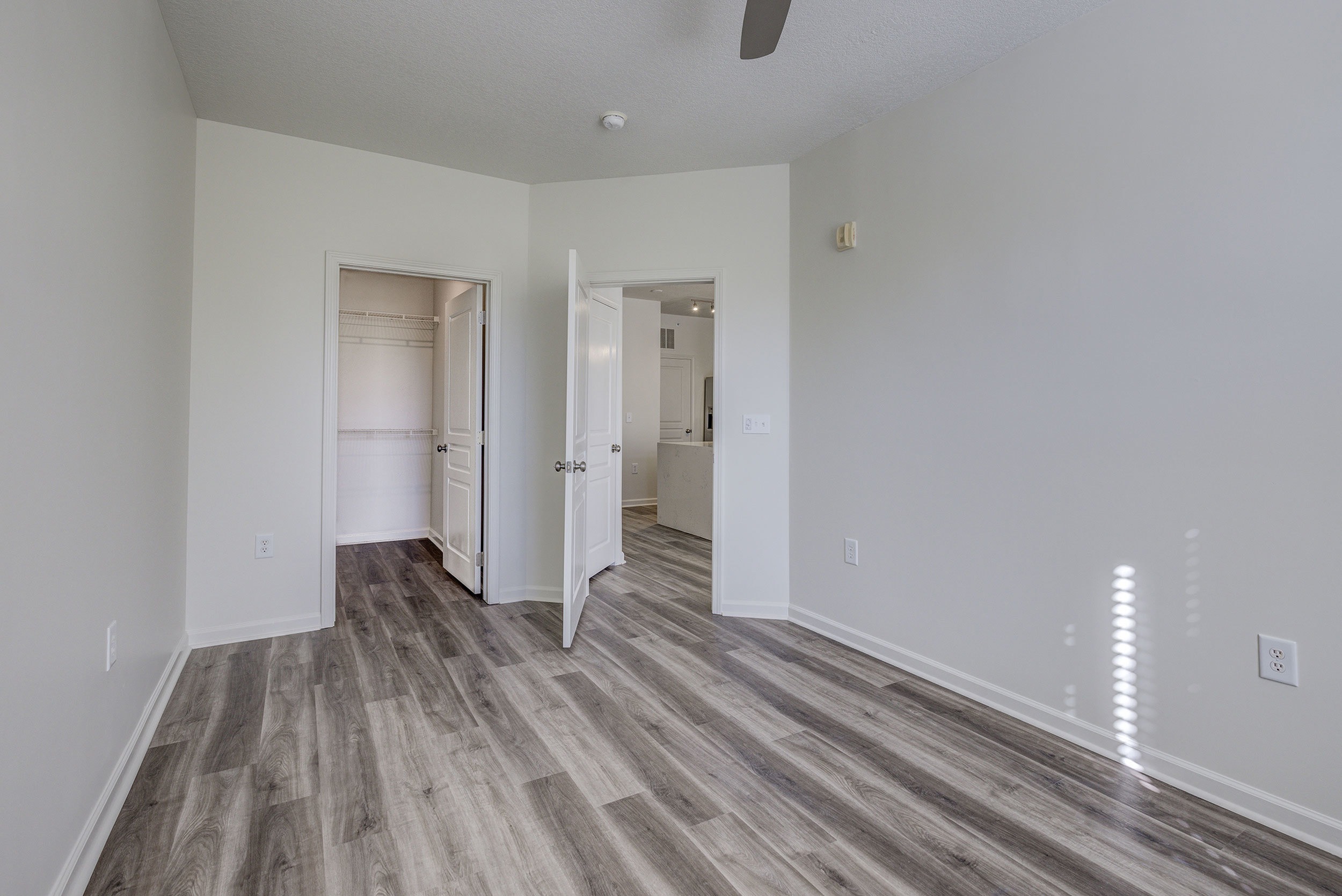 RA1 1 Bed Apartment Weston Lakeside