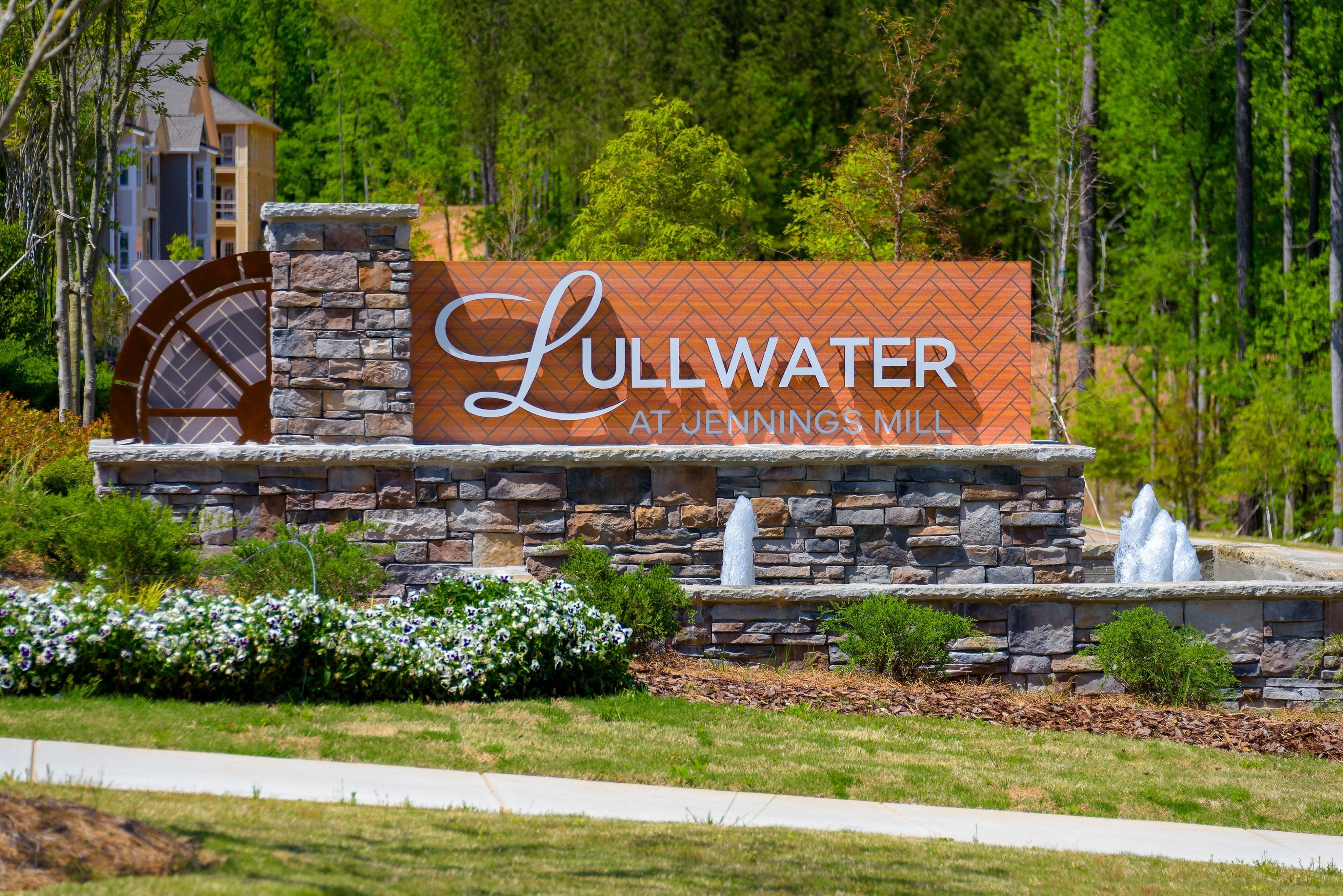 Welcome to Lullwater at Jennings Mill!