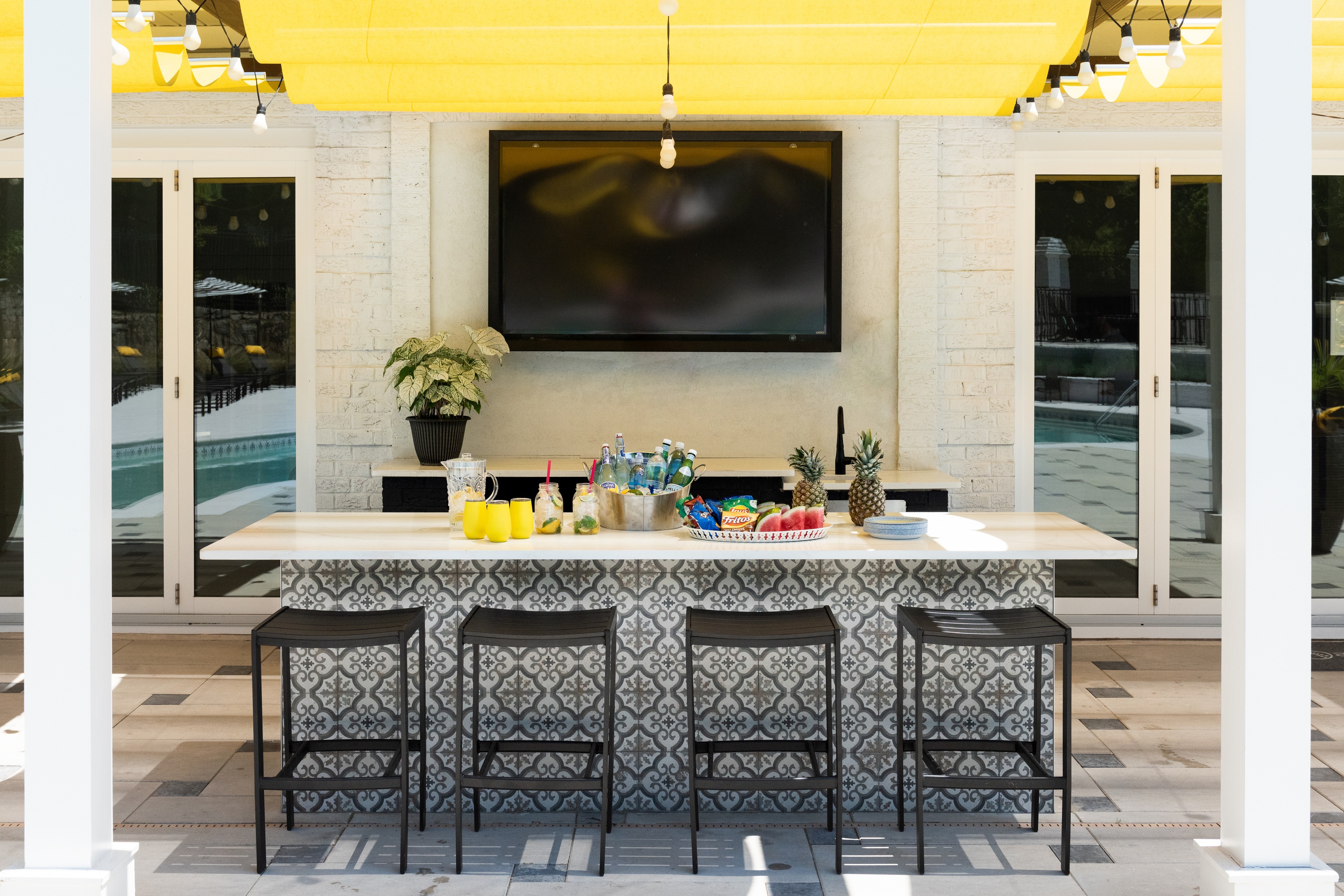 Outdoor Kitchen and Bar Area