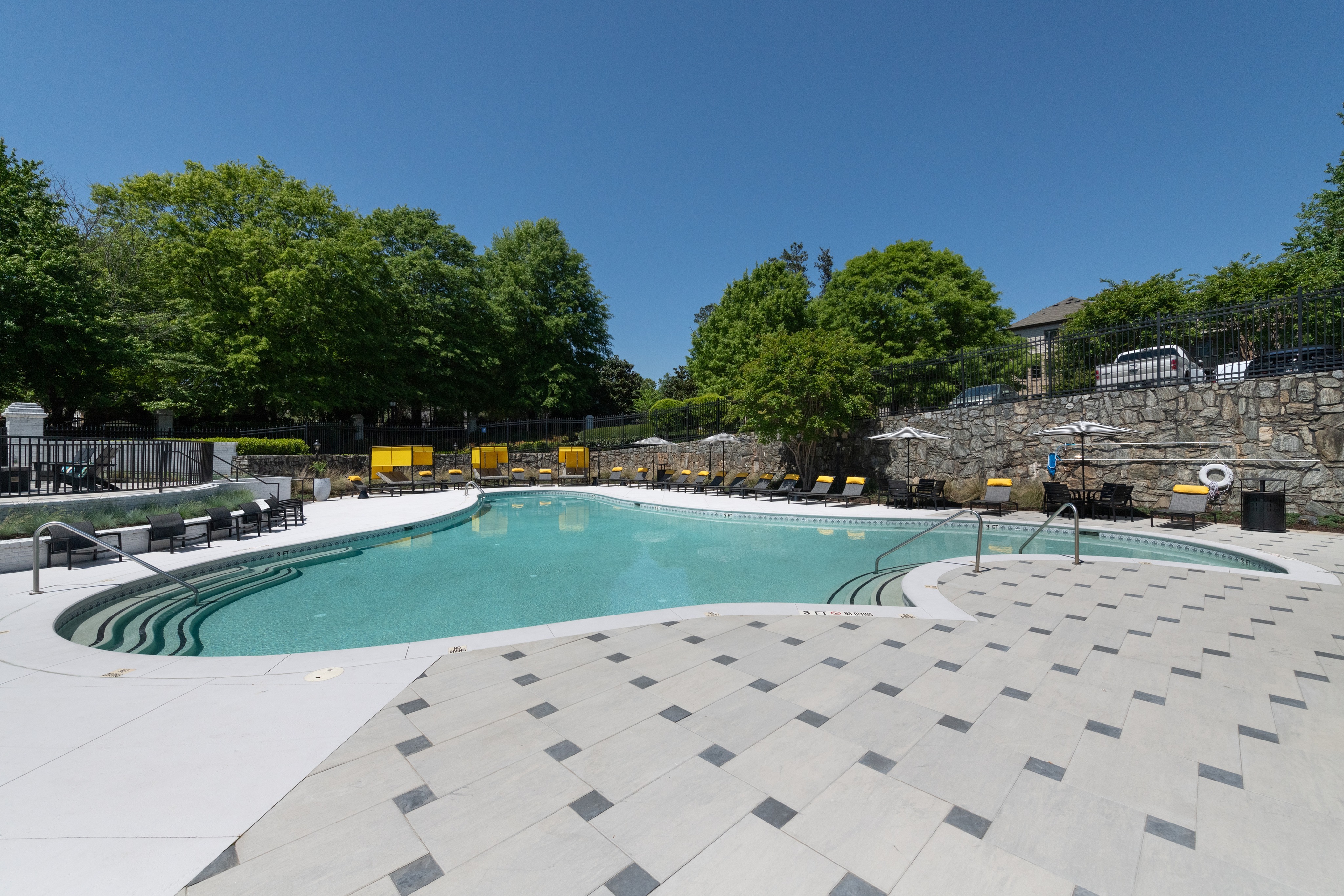 Gorgeous Pool and Sundeck