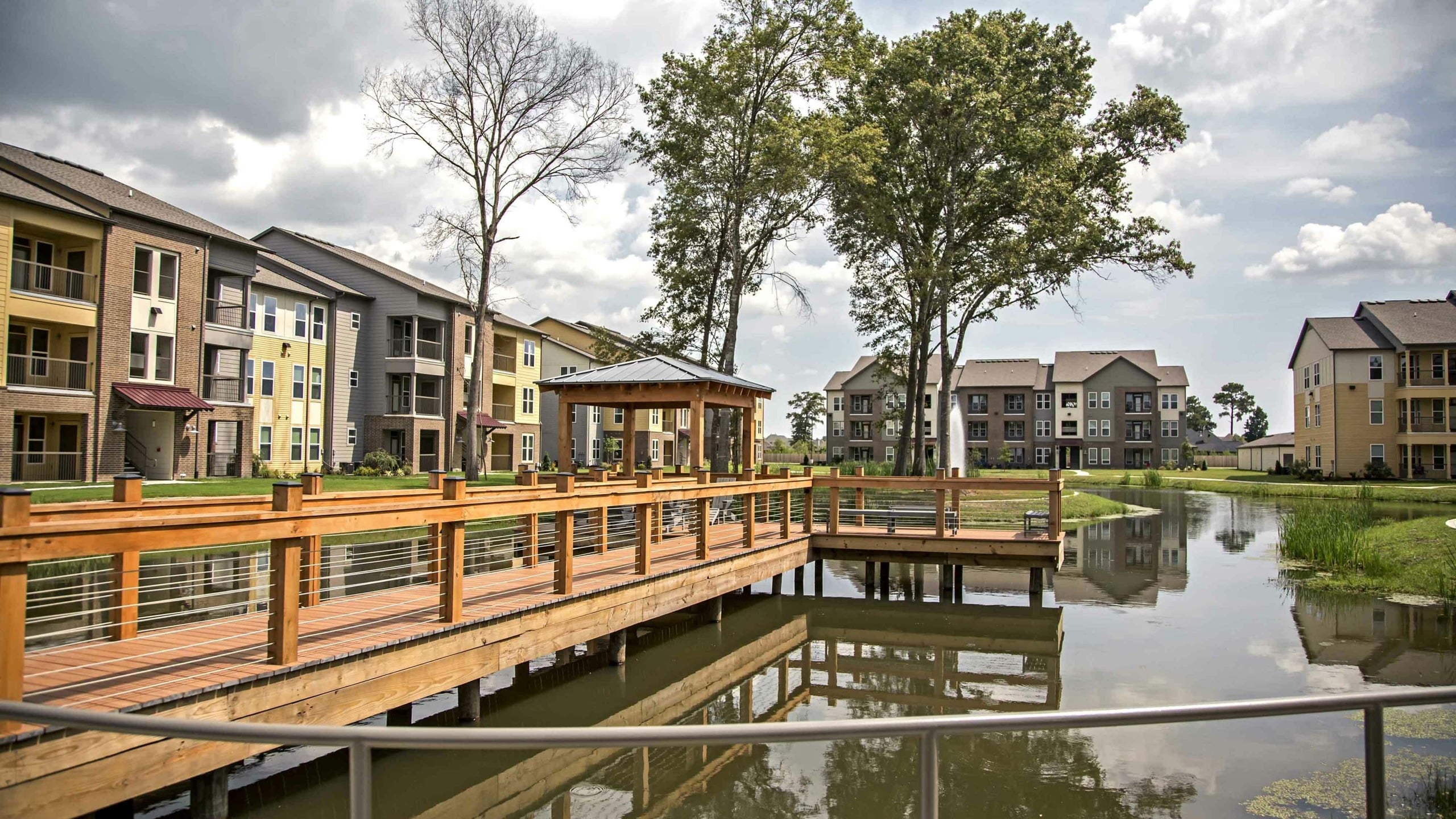 Watervue Outdoor Deck