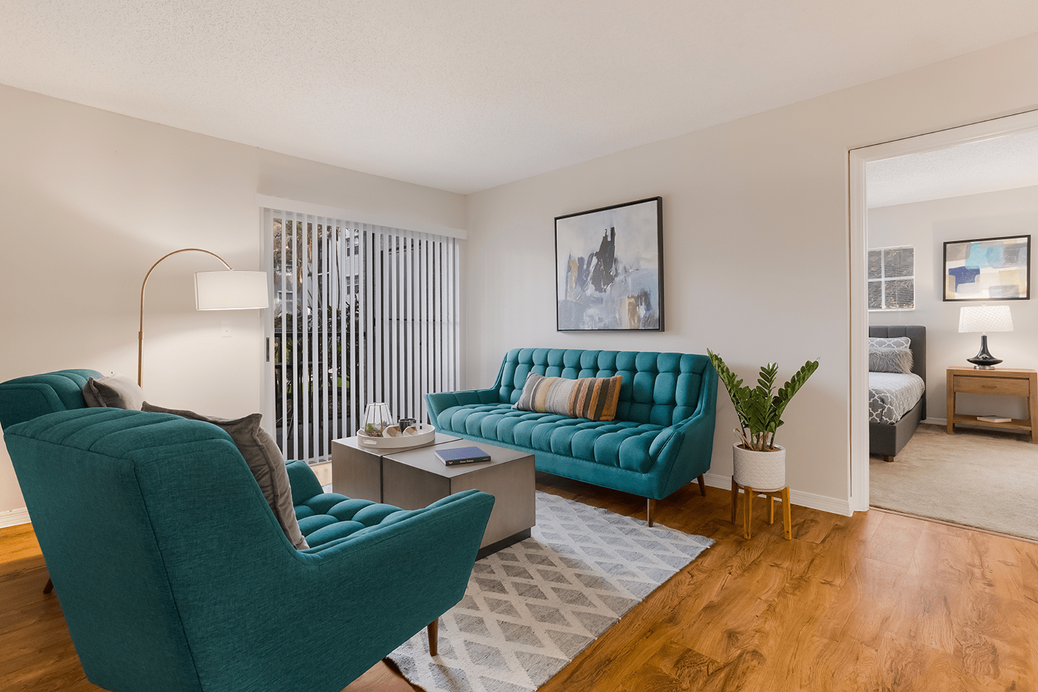 Woodbine interior photo 10