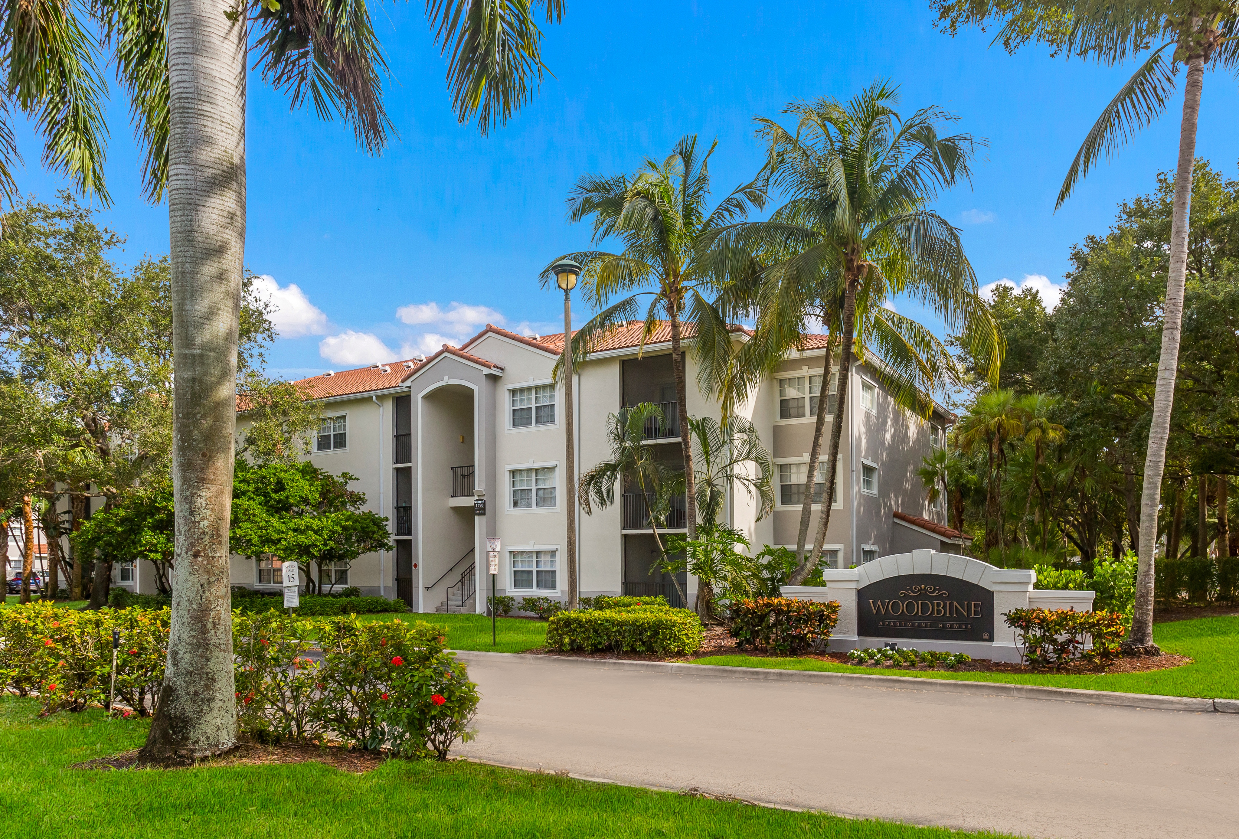 Woodbine neighborhood near Palm Beach Gardens