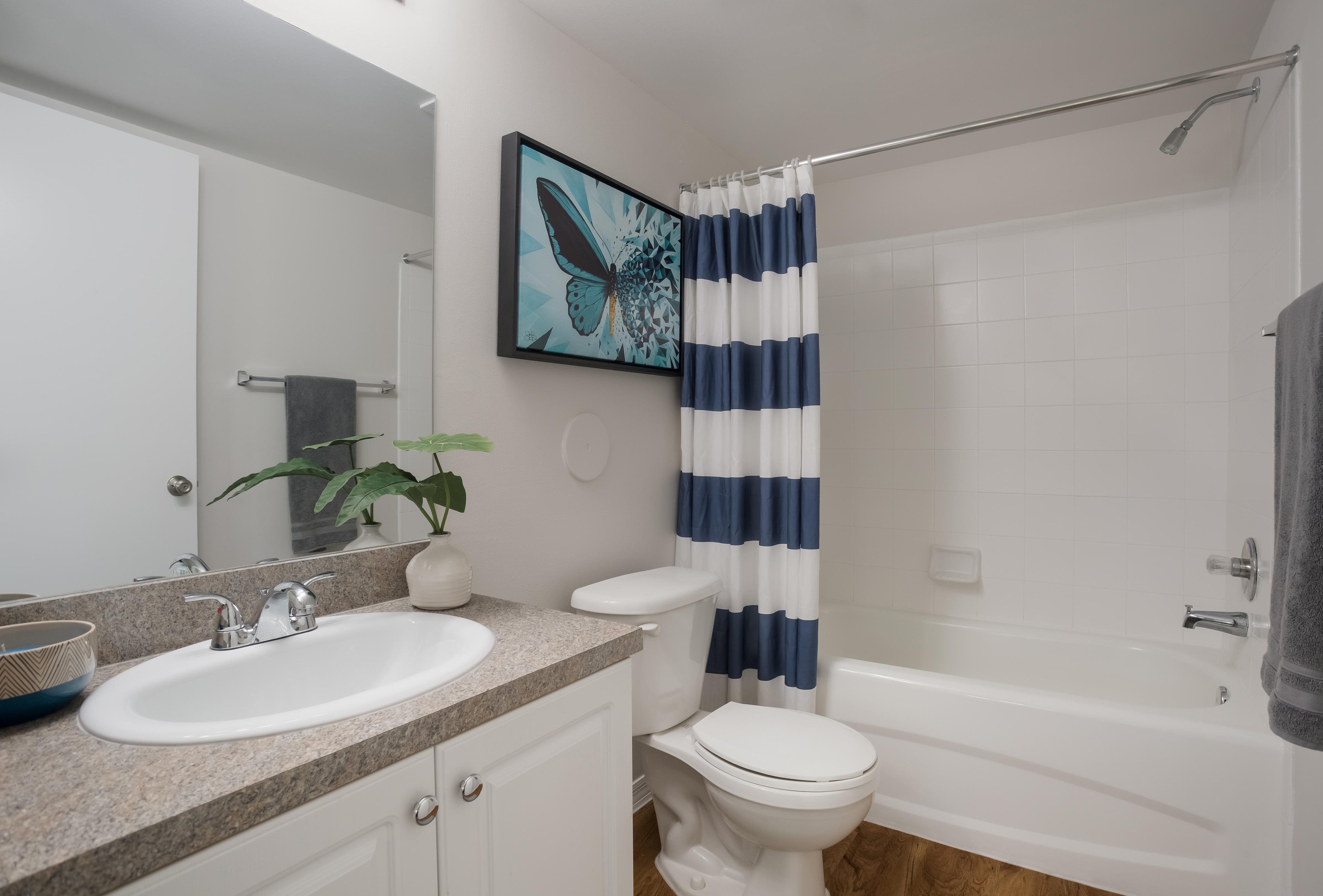 Woodbine three bedroom apartment