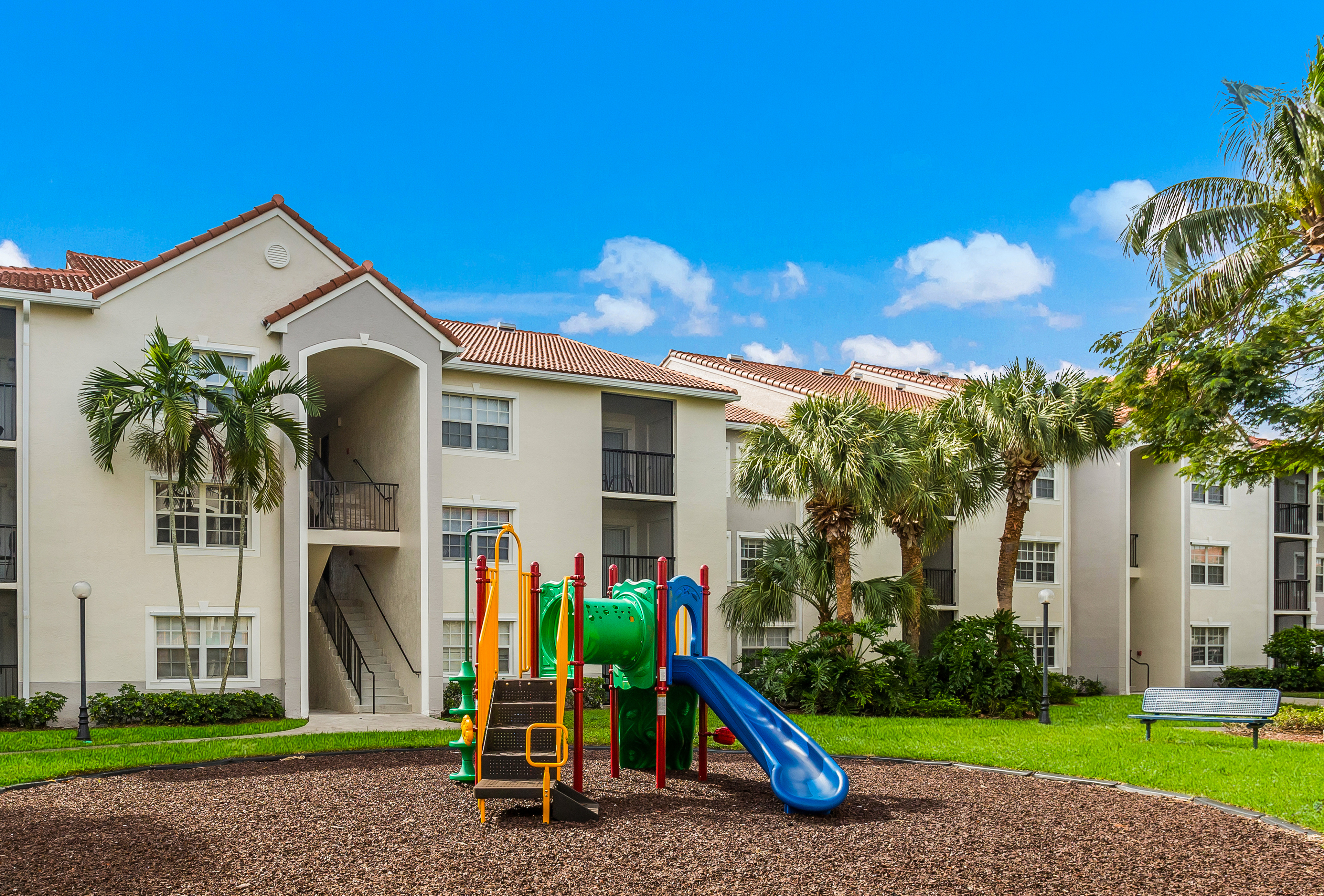 Woodbine apartment amenities