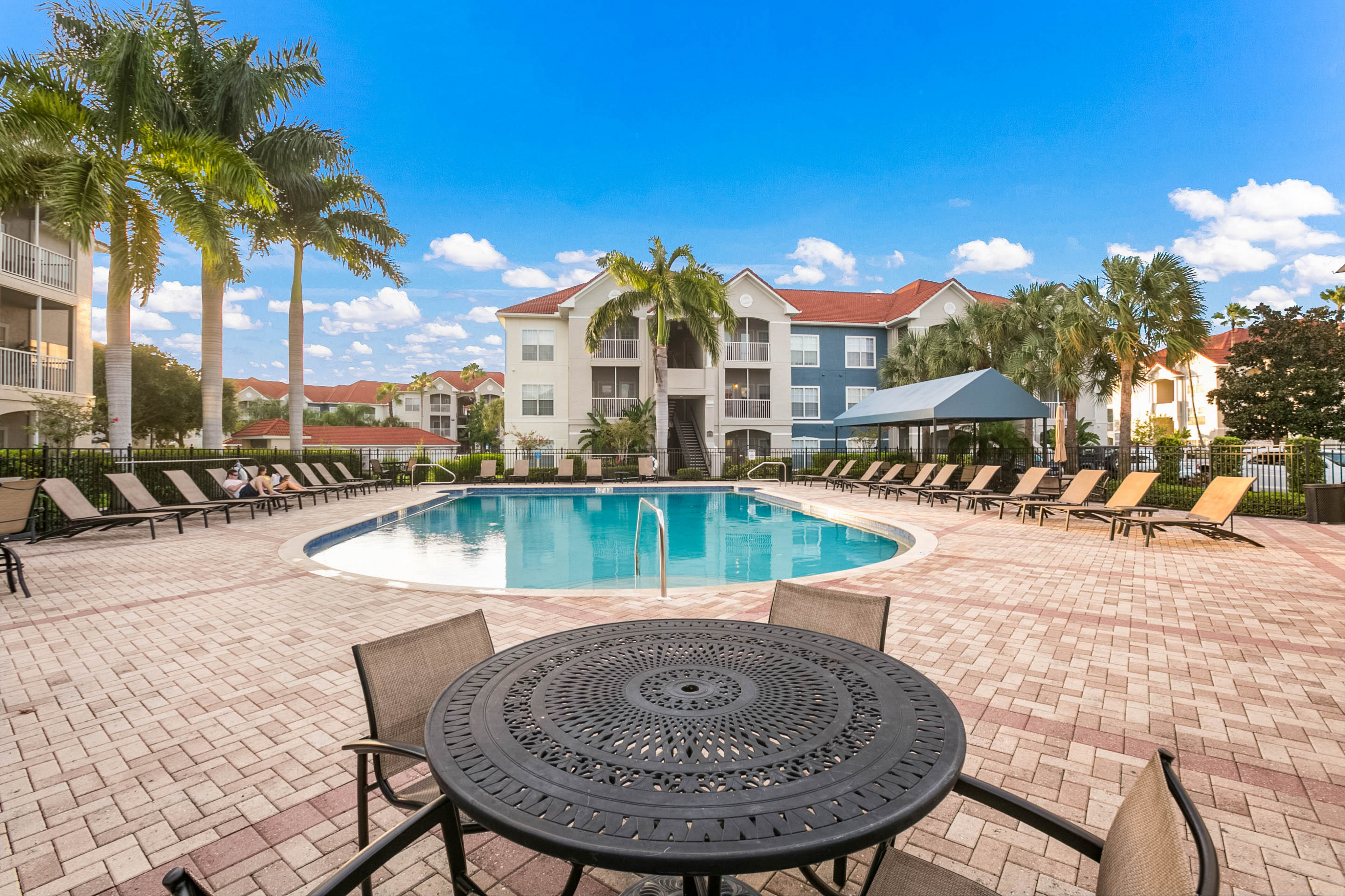 Community amenities at 210 Watermark
