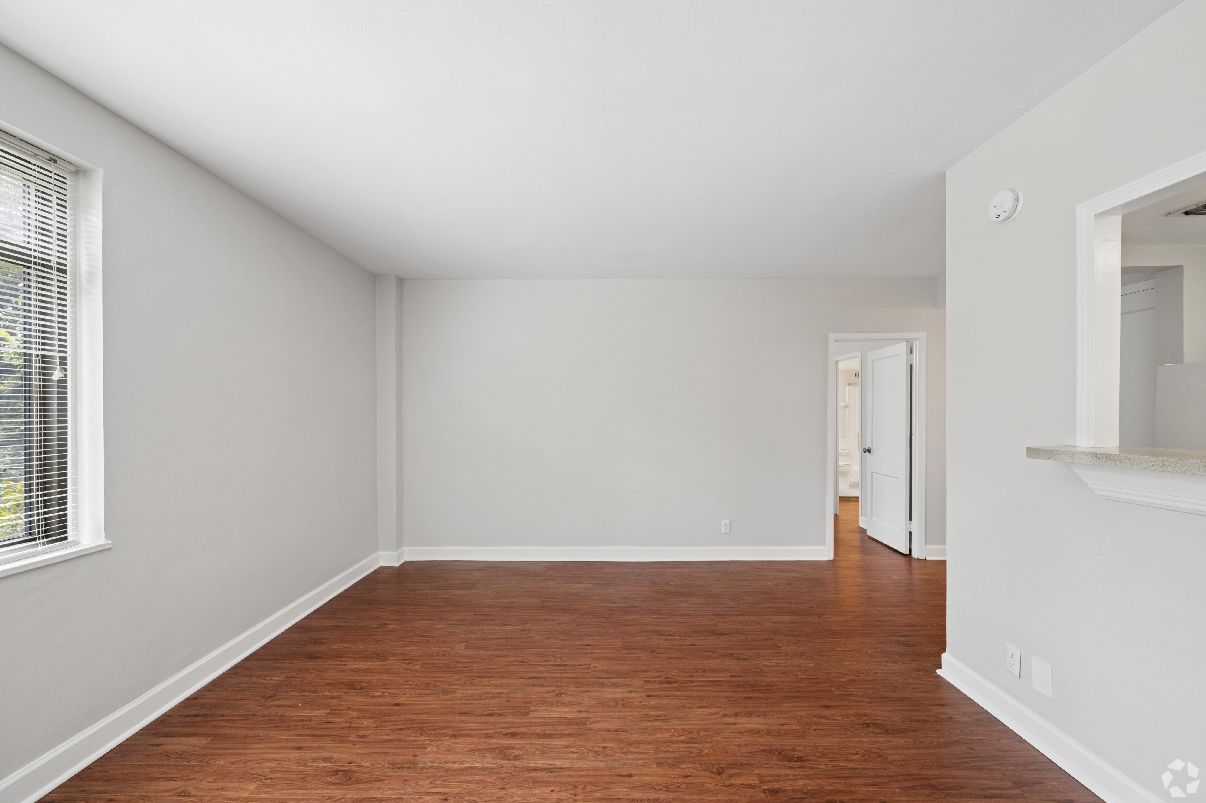 Apartment photo 10