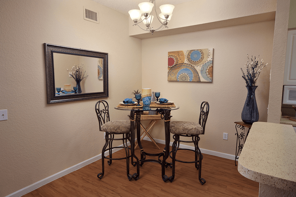 View Photos Emerald Lake Apts