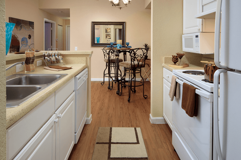 View Photos Emerald Lake Apts