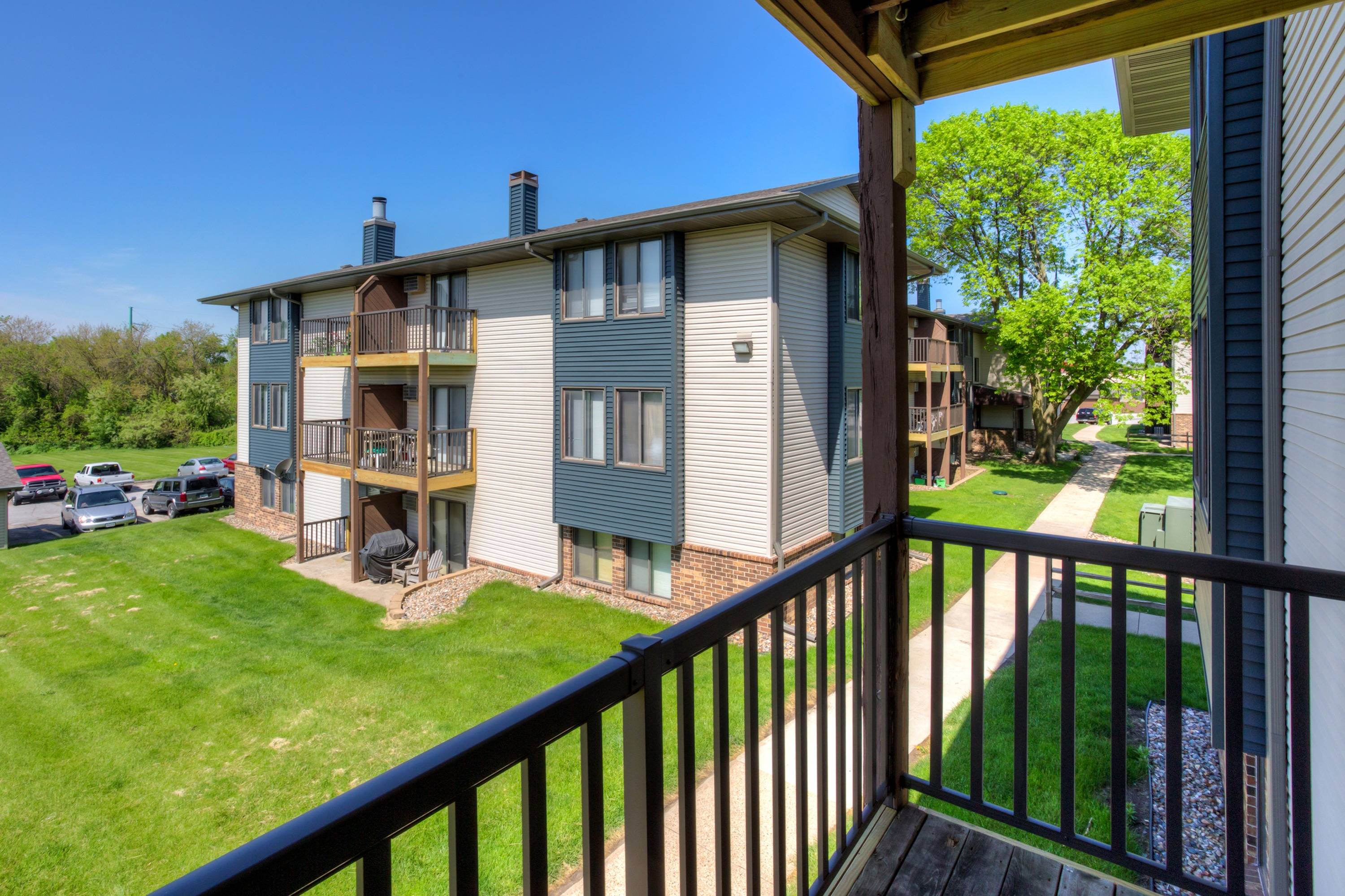 Element Urbandale Apartments In Urbandale, IA