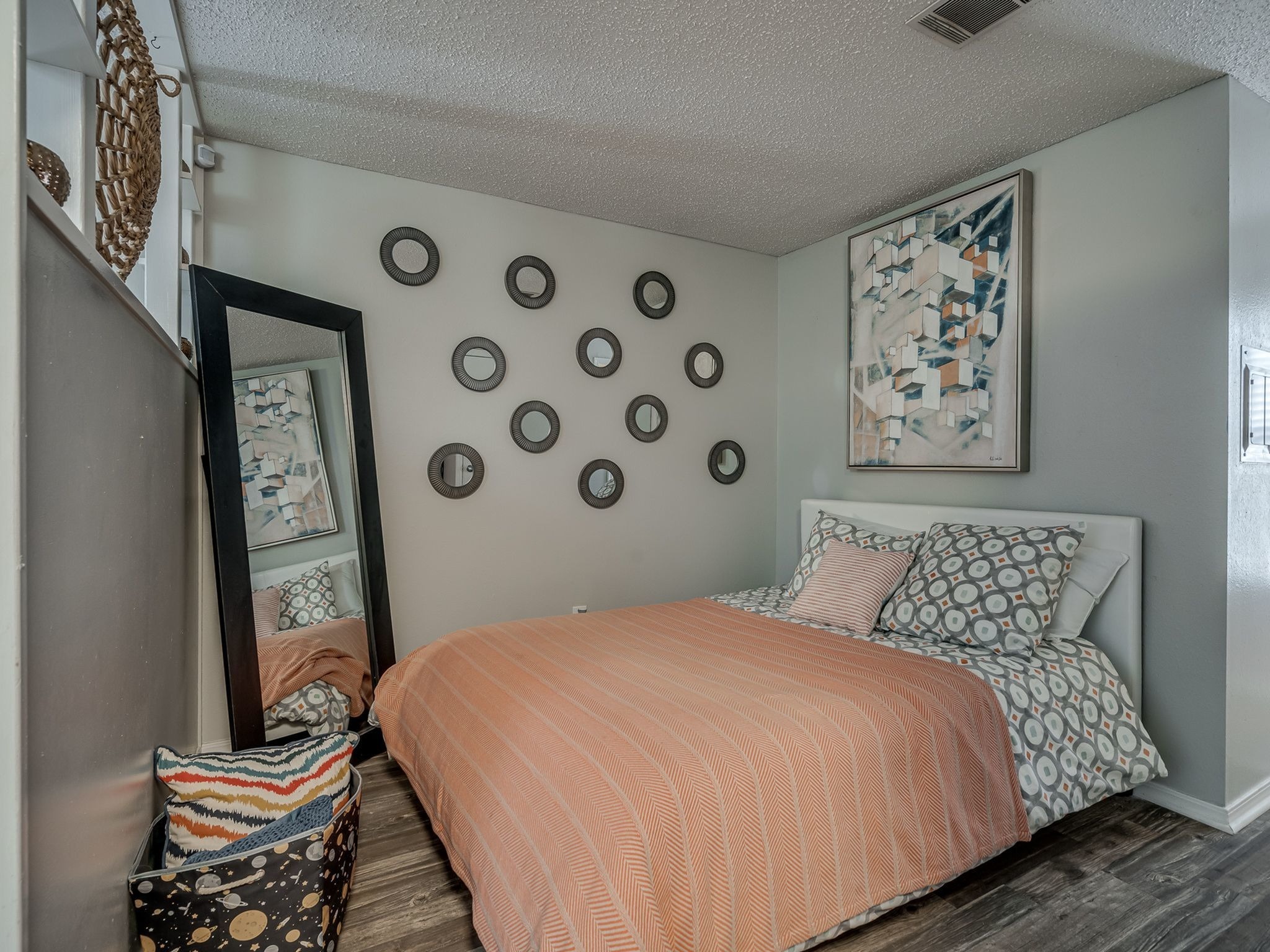 View Photos Drexel Flats