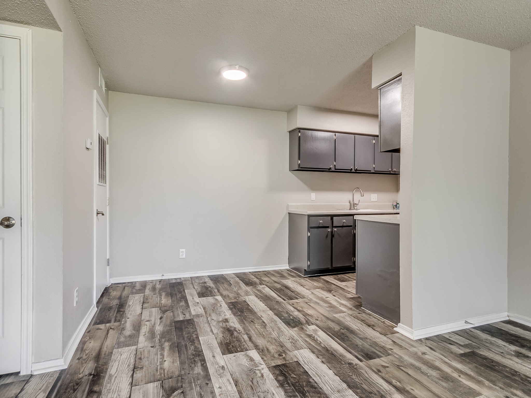 View Photos Riverpark at Kensington