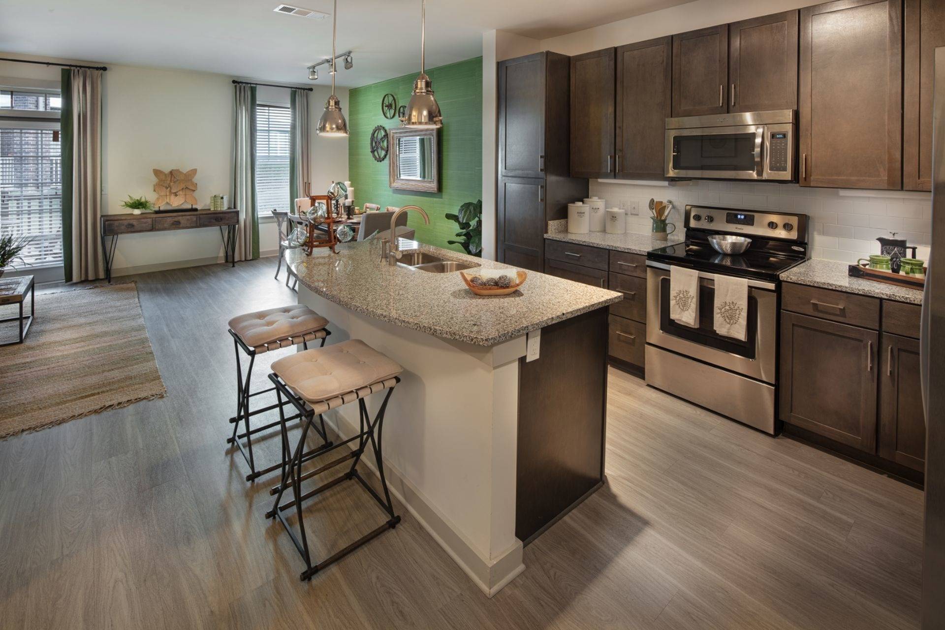 Photos, Videos, & Tour Vestavia Reserve Apartments In Vestavia Hills