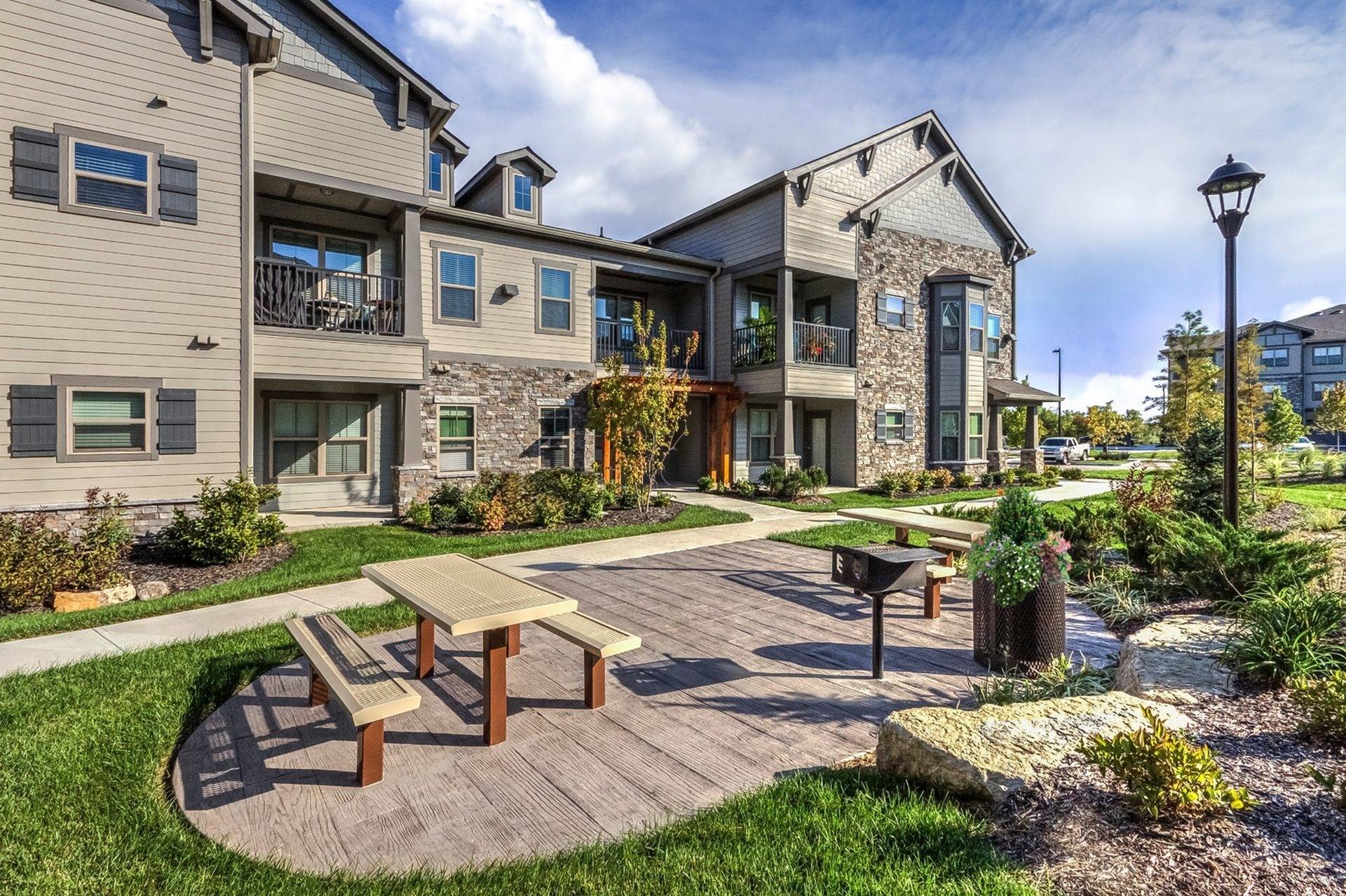 Photos & Videos Adara Overland Park, Kansas Apartments