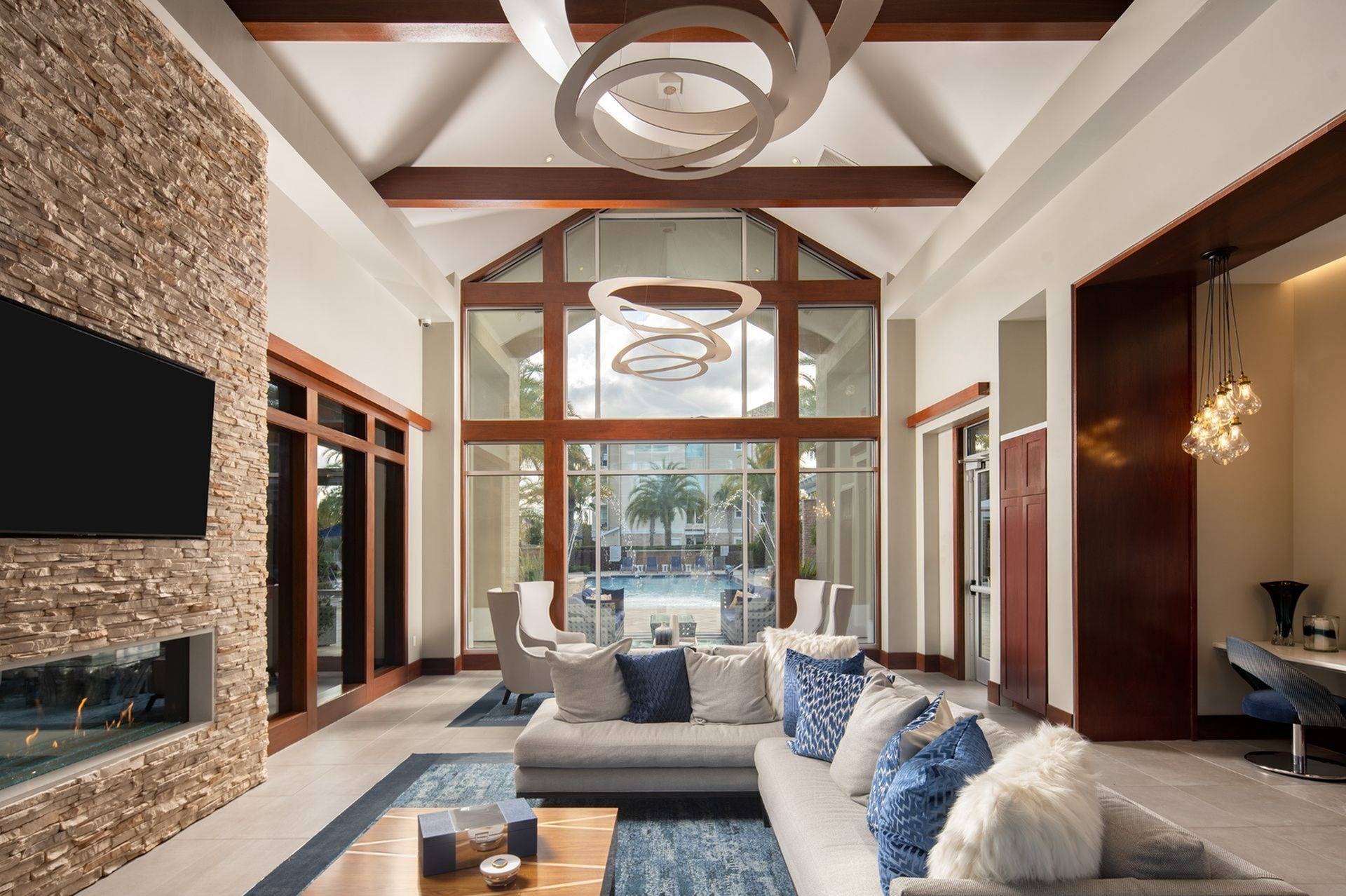 Photos Horizon Wiregrass Ranch Apartments in Wesley Chapel, FL