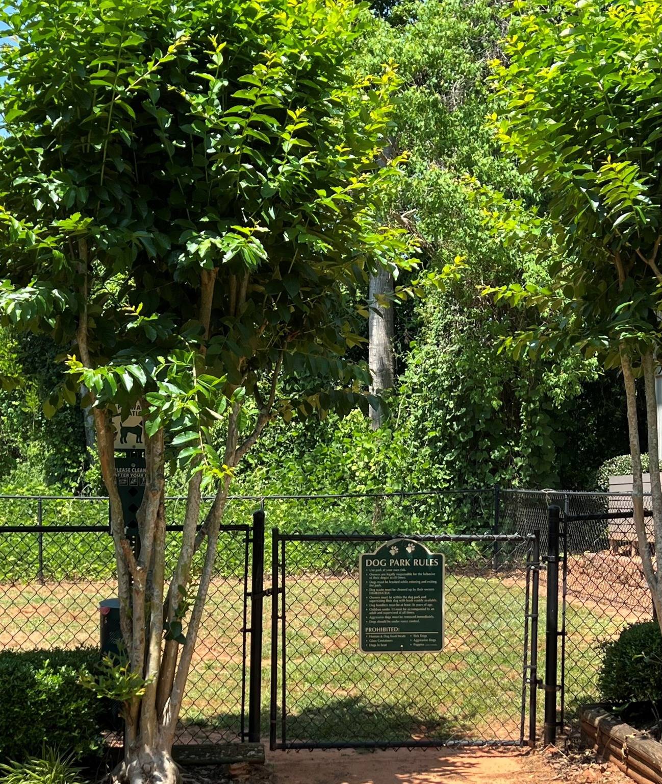 View Photos Twin Oaks Apartments