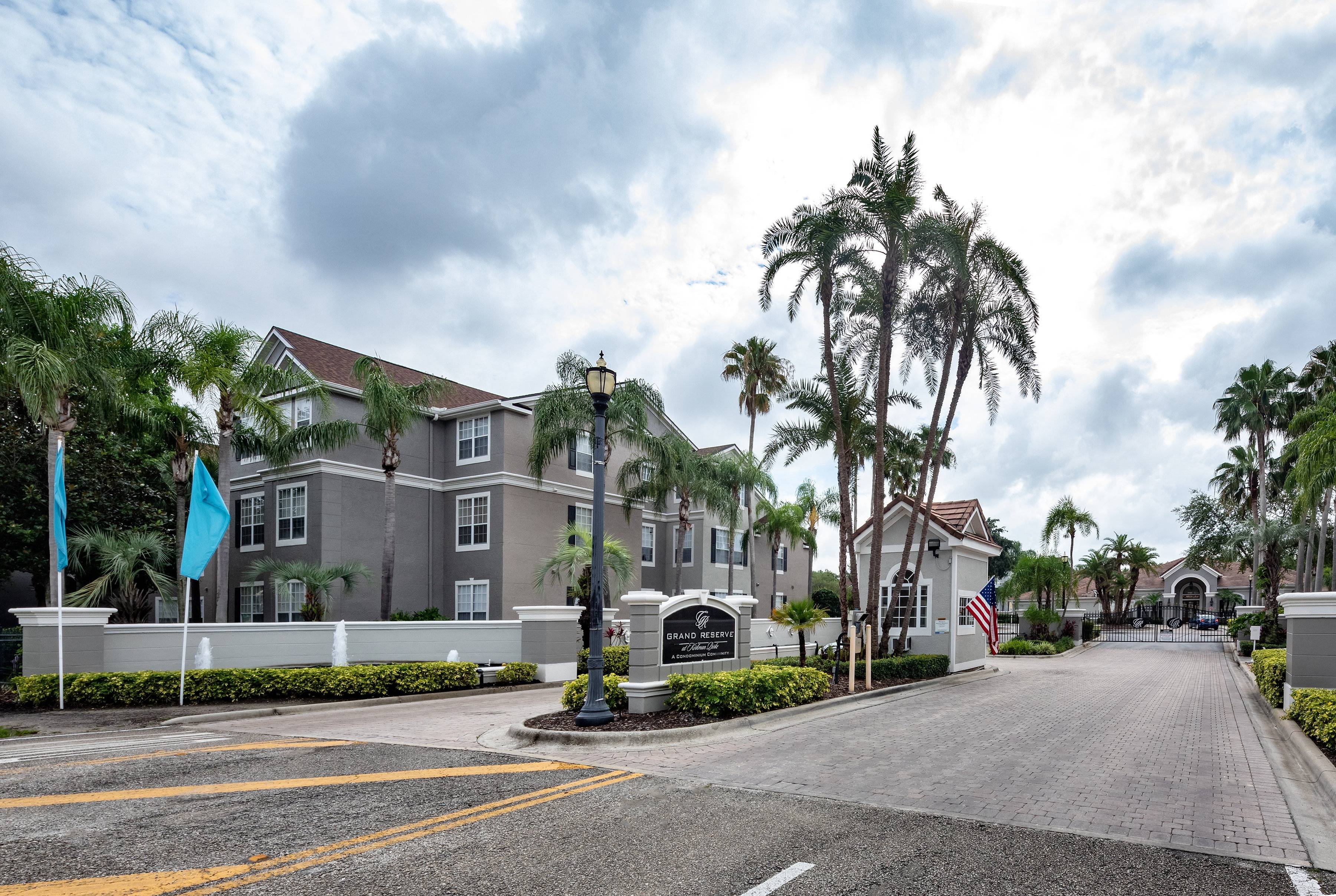 Grand Reserve at Kirkman Parke | Apartments In Orlando, FL