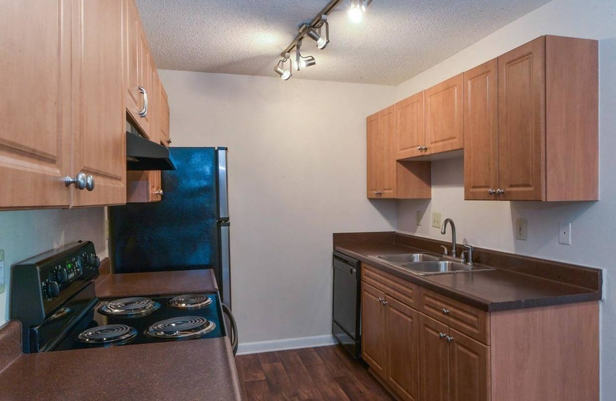 View Photos Crosswinds Apartments