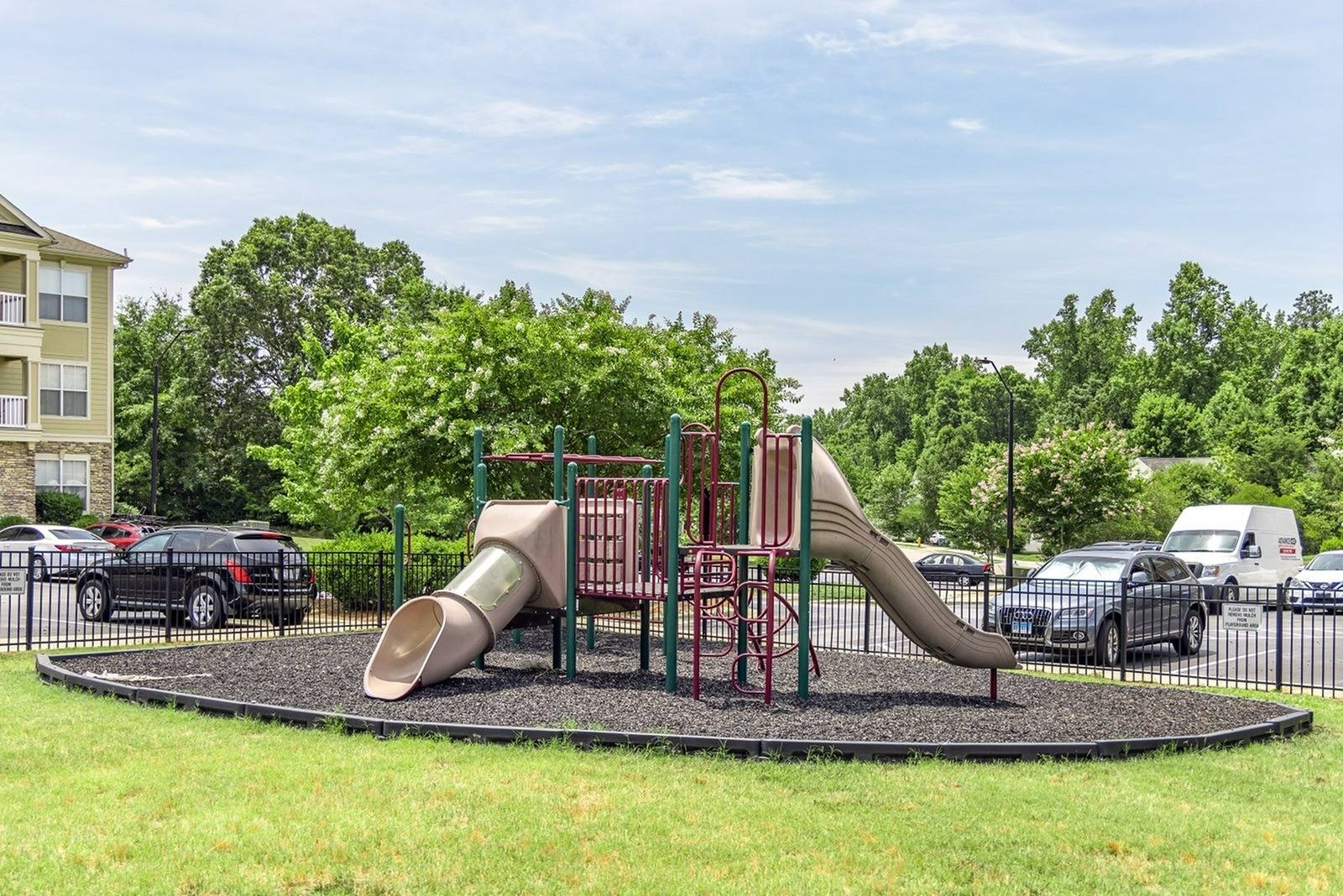 View Photos Greystone at Widewaters