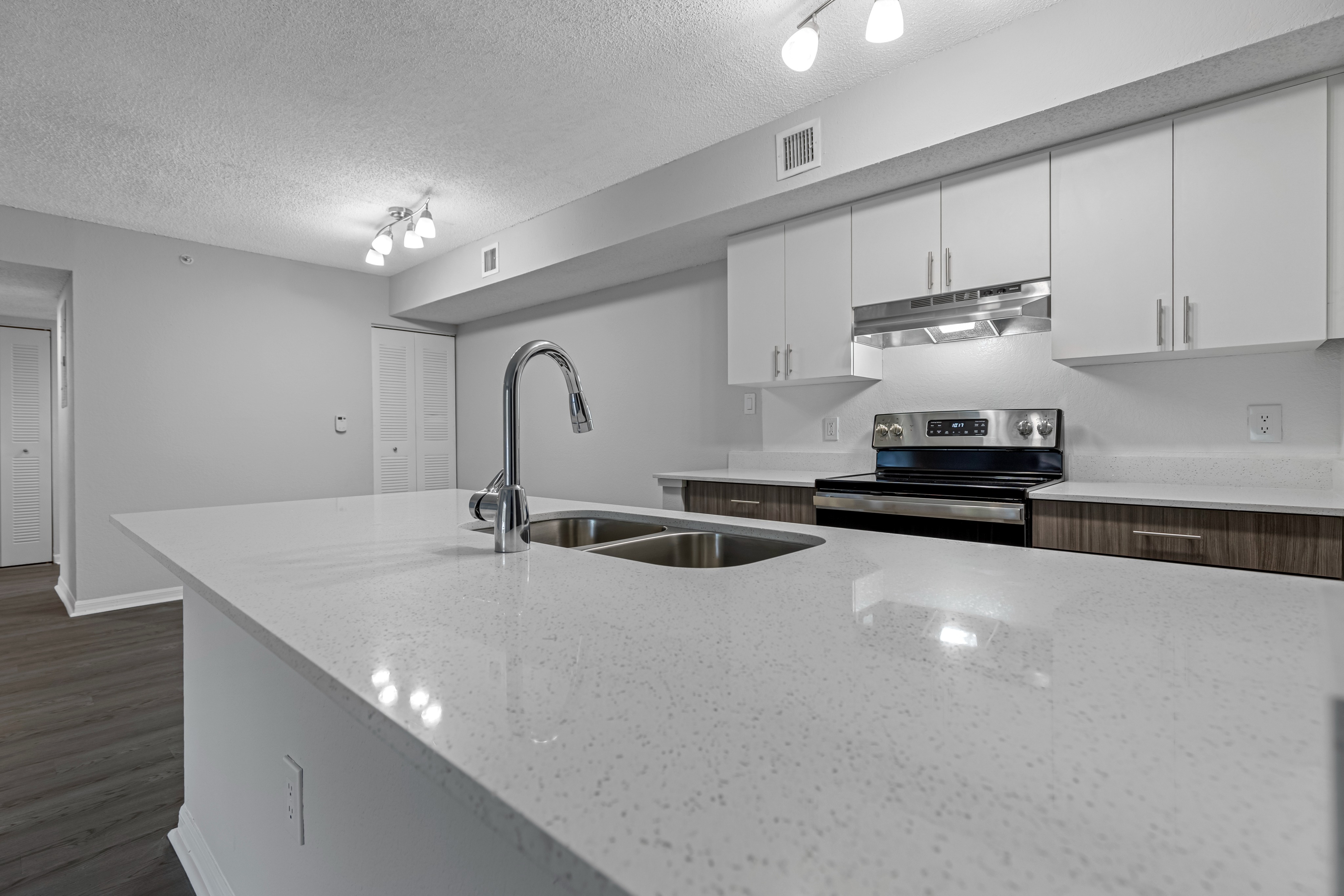 View Photos The Fountains At Delray Beach