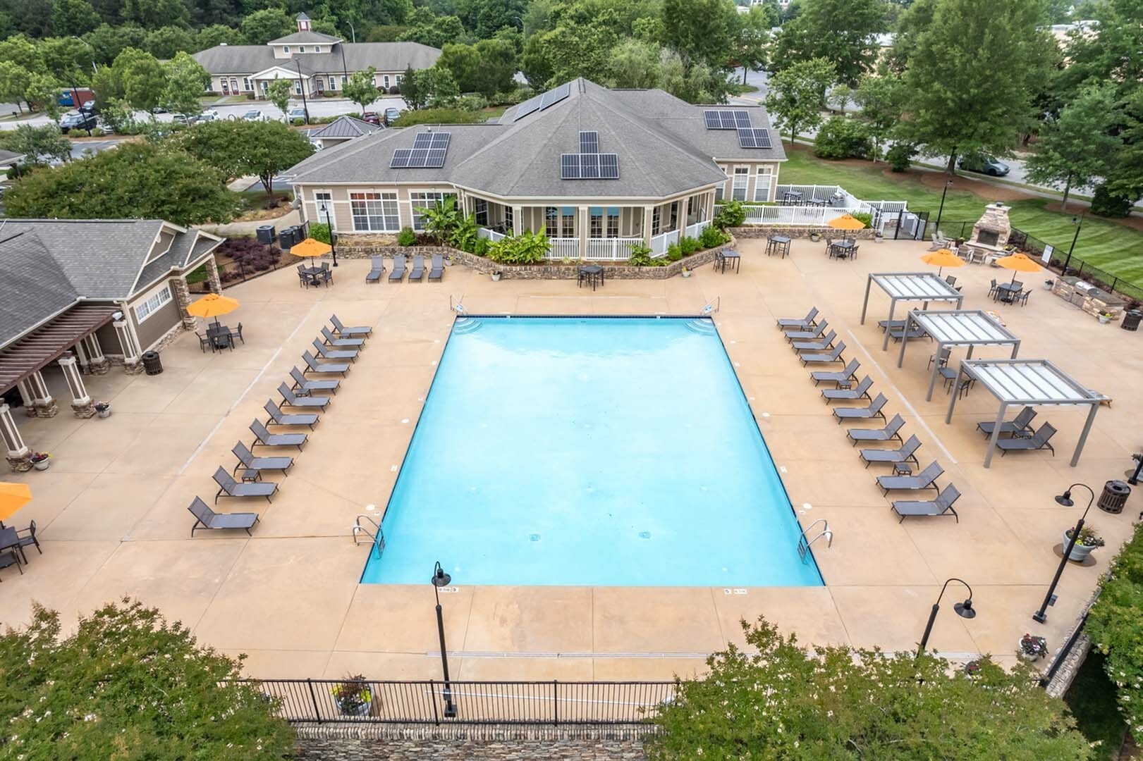 View Photos Greystone at Widewaters