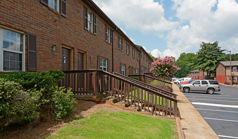 View Photos Avondale Townhomes