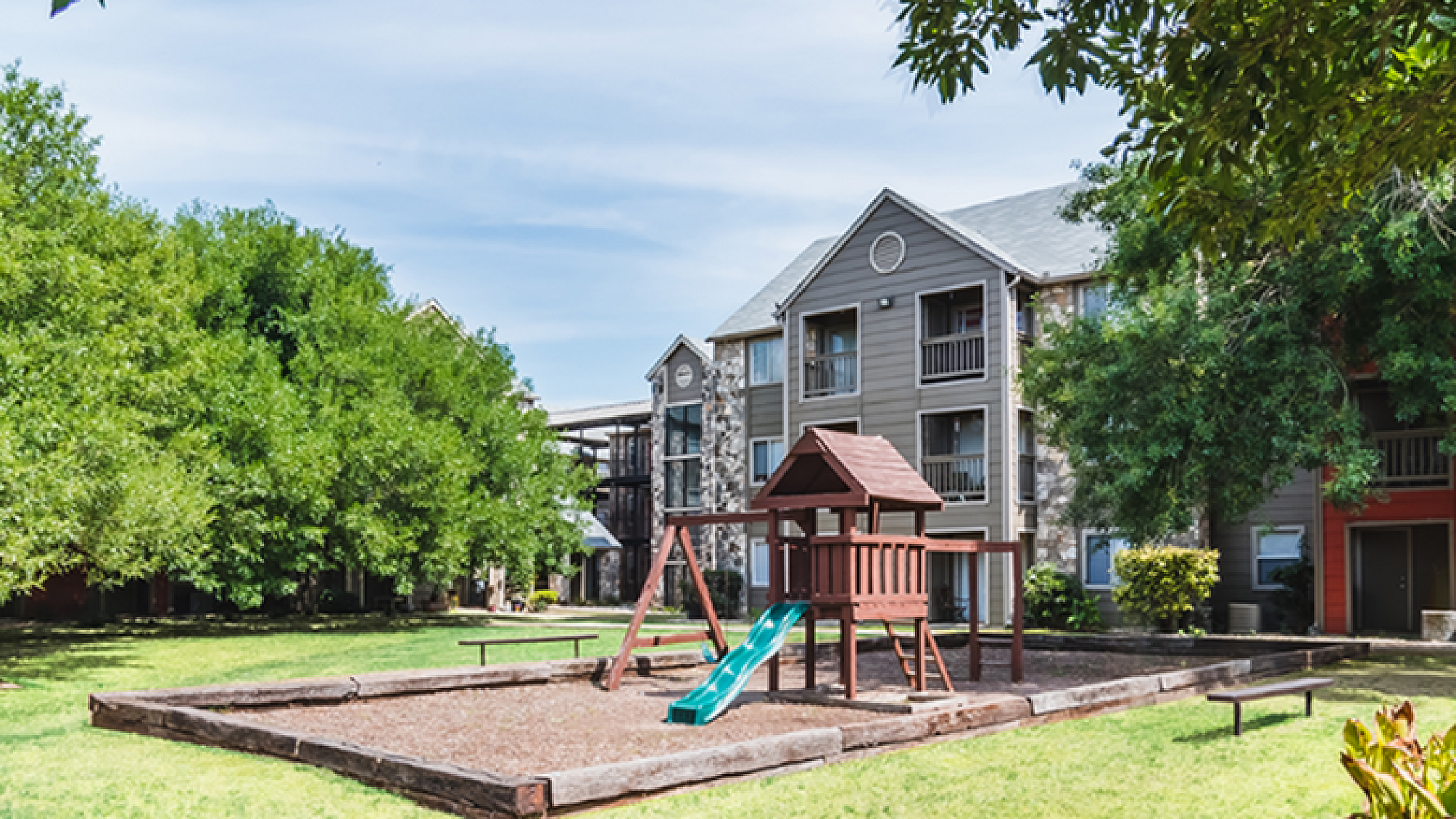 Villa de Oro Playground