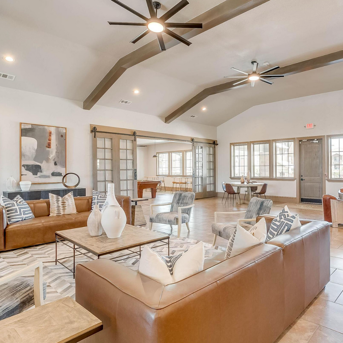 View Photos Lone Oak Apartments