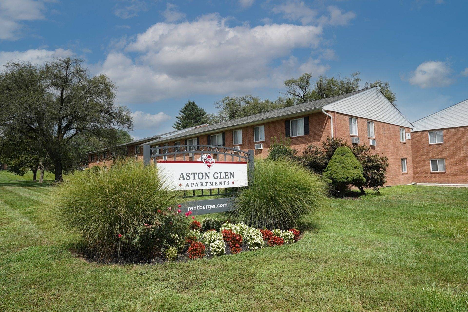 View Photos & Take A Virtual Tour Aston Glen