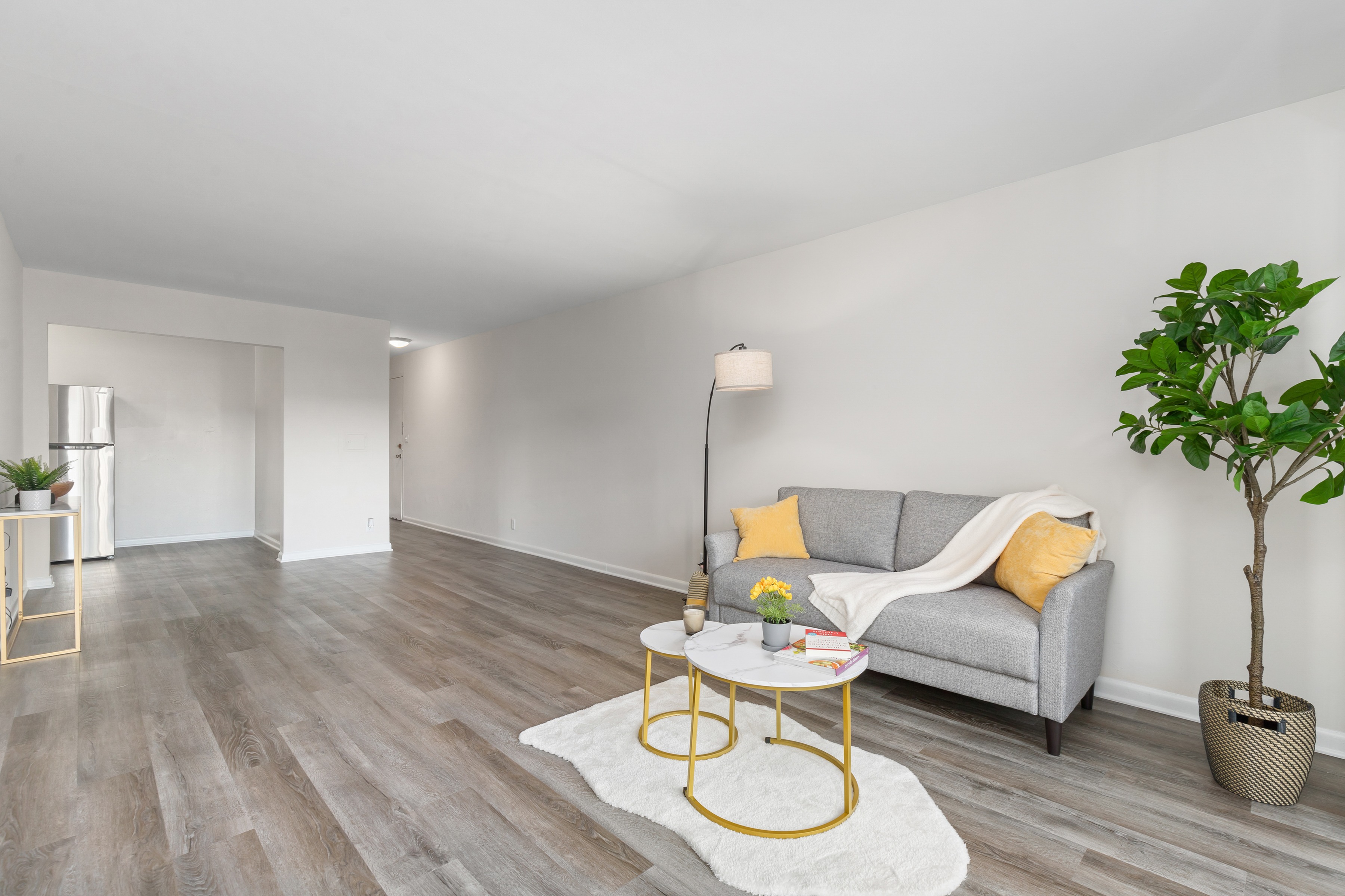 Pine 2 Bed Apartment 101 N Ripley