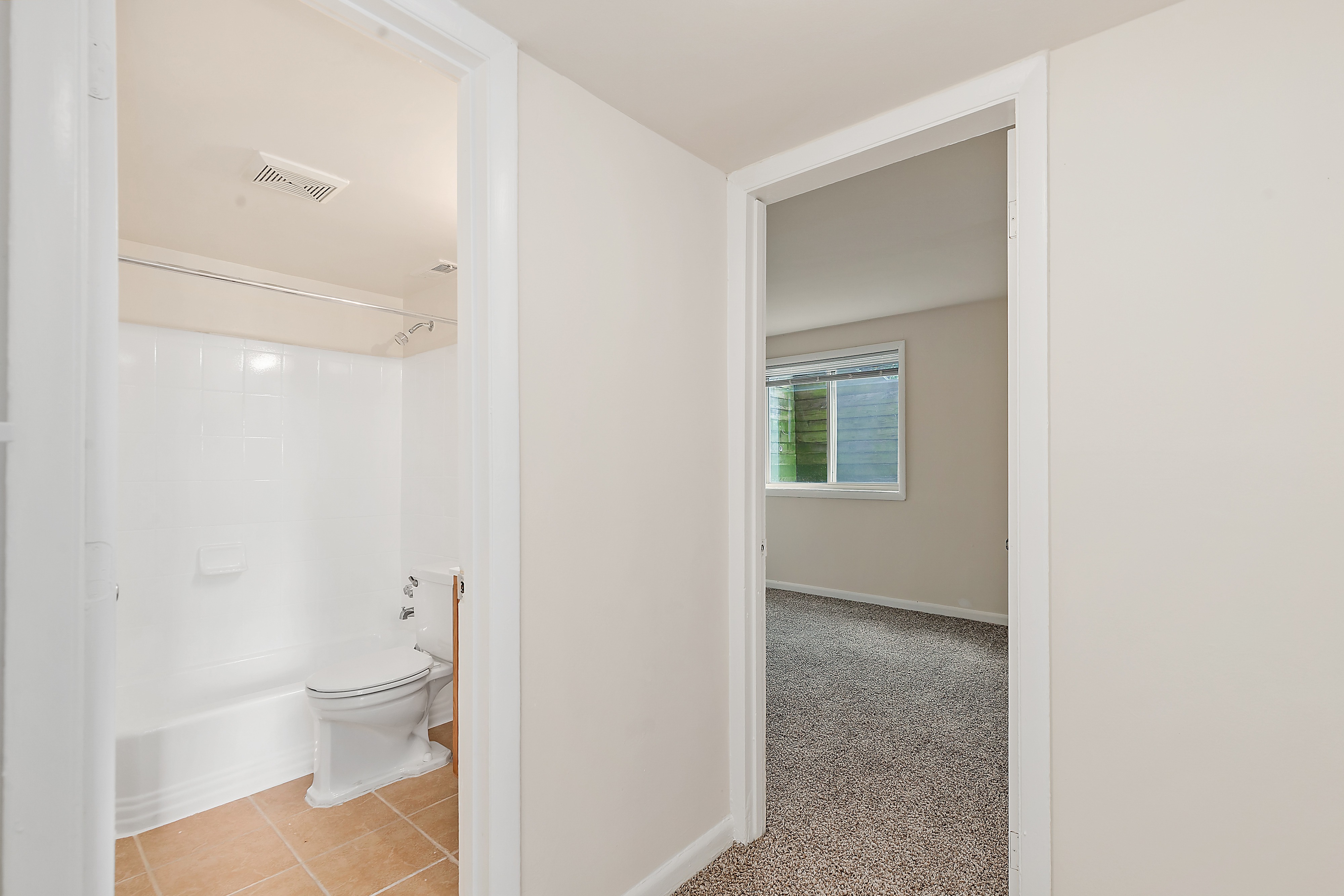 Dogwood 2 Bed Apartment 101 N Ripley