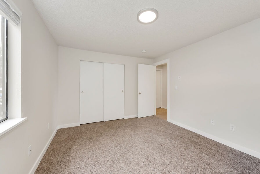 Avon Park Apartments Photo Gallery Burien, WA Apartment Pictures