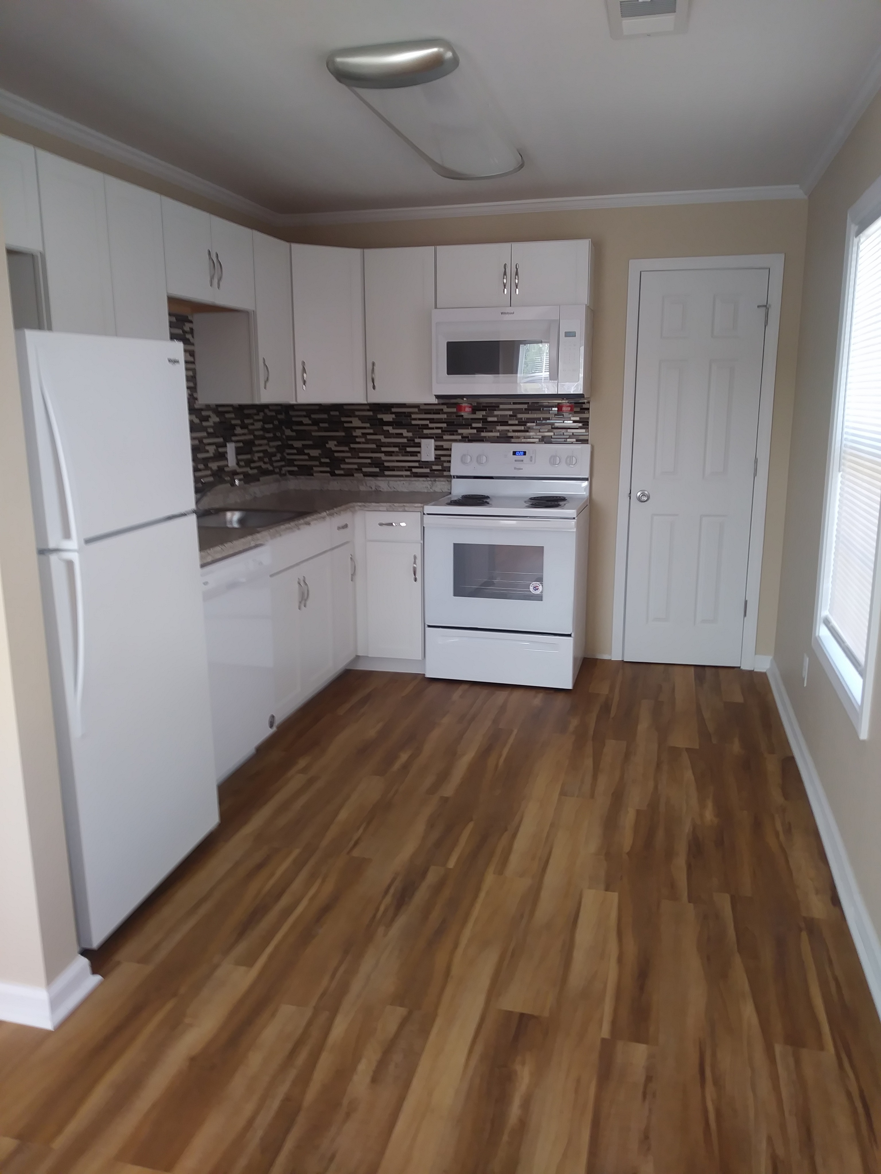 2 Bed, 1 Bath Open Concept 2 Bed Apartment Locust Grove Apartments