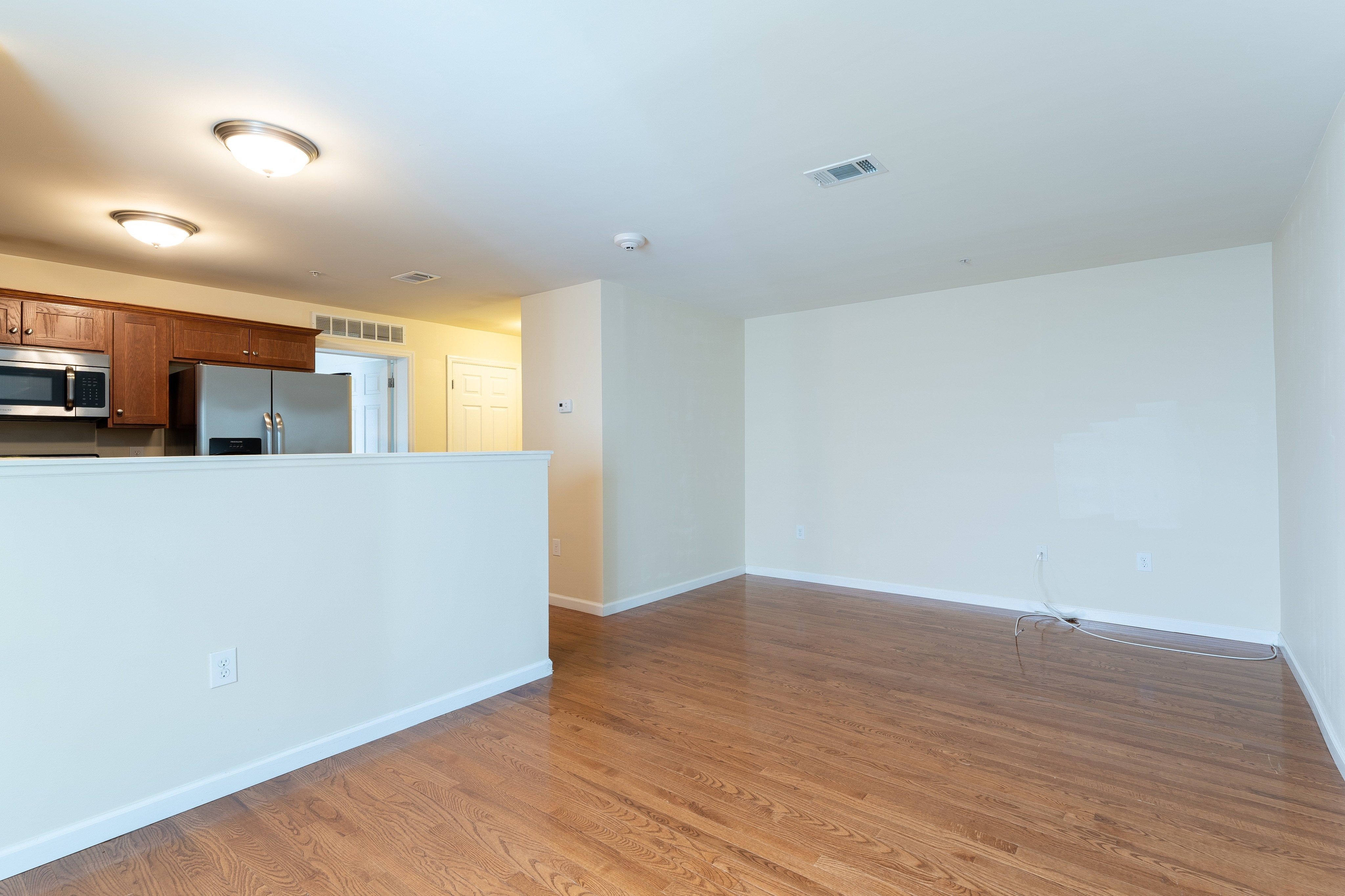 View Photos Madison Ave Apartments