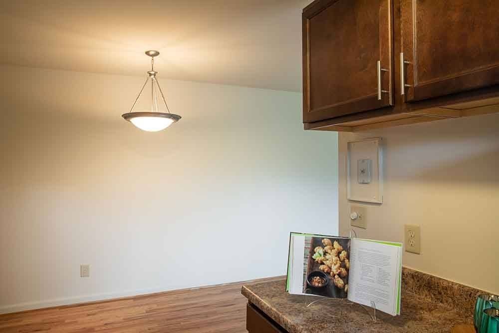 View Photos Severn Square Apartments