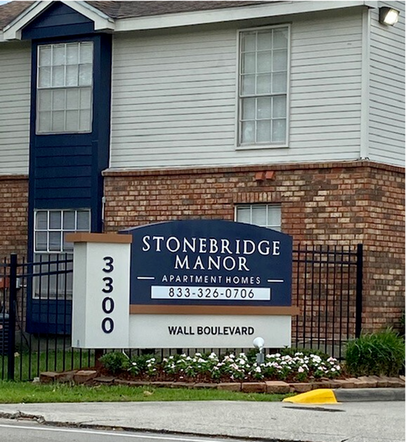 Stonebridge Manor Apartments In Gretna, LA