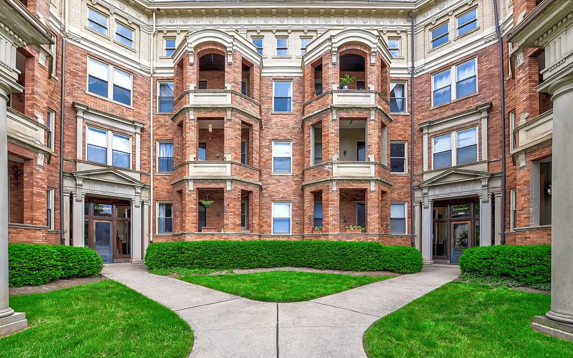 Clermont Condominiums