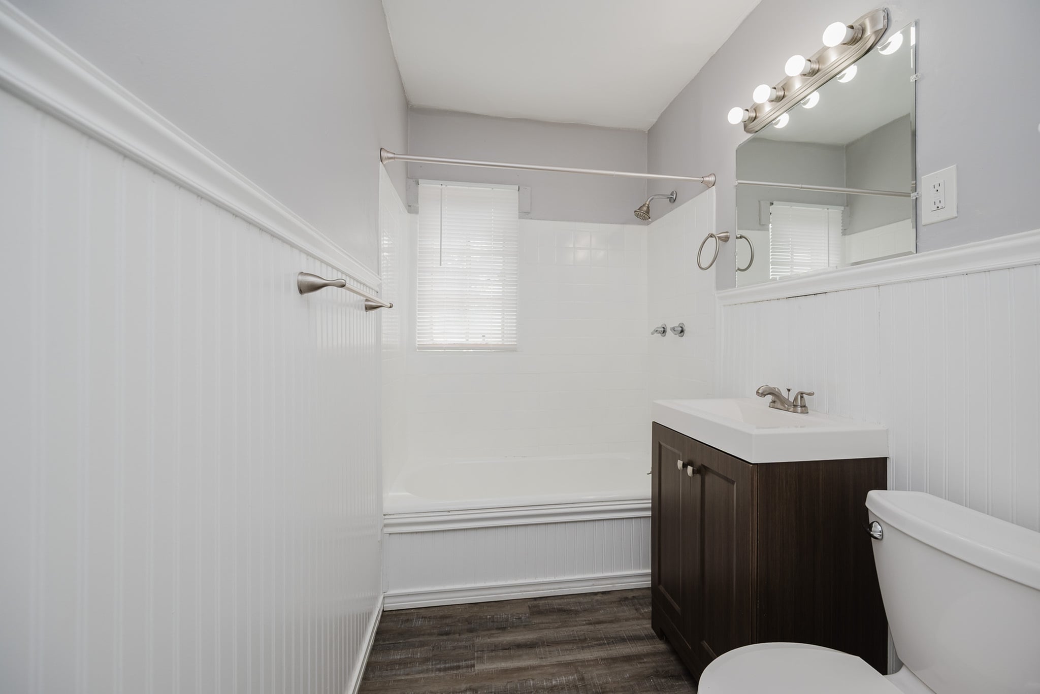 Mariemont Square apartment community