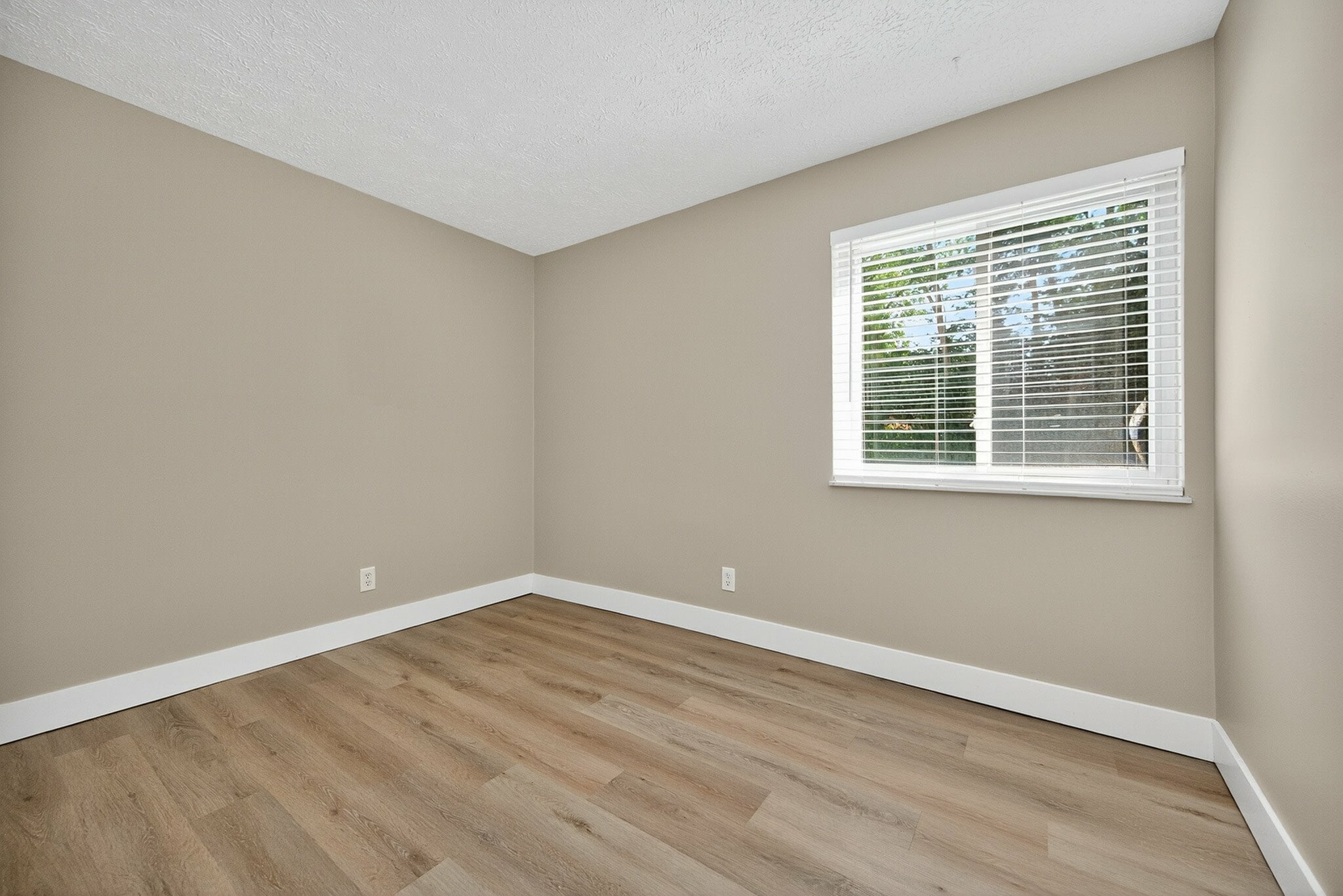 Mariemont Woods apartment interior