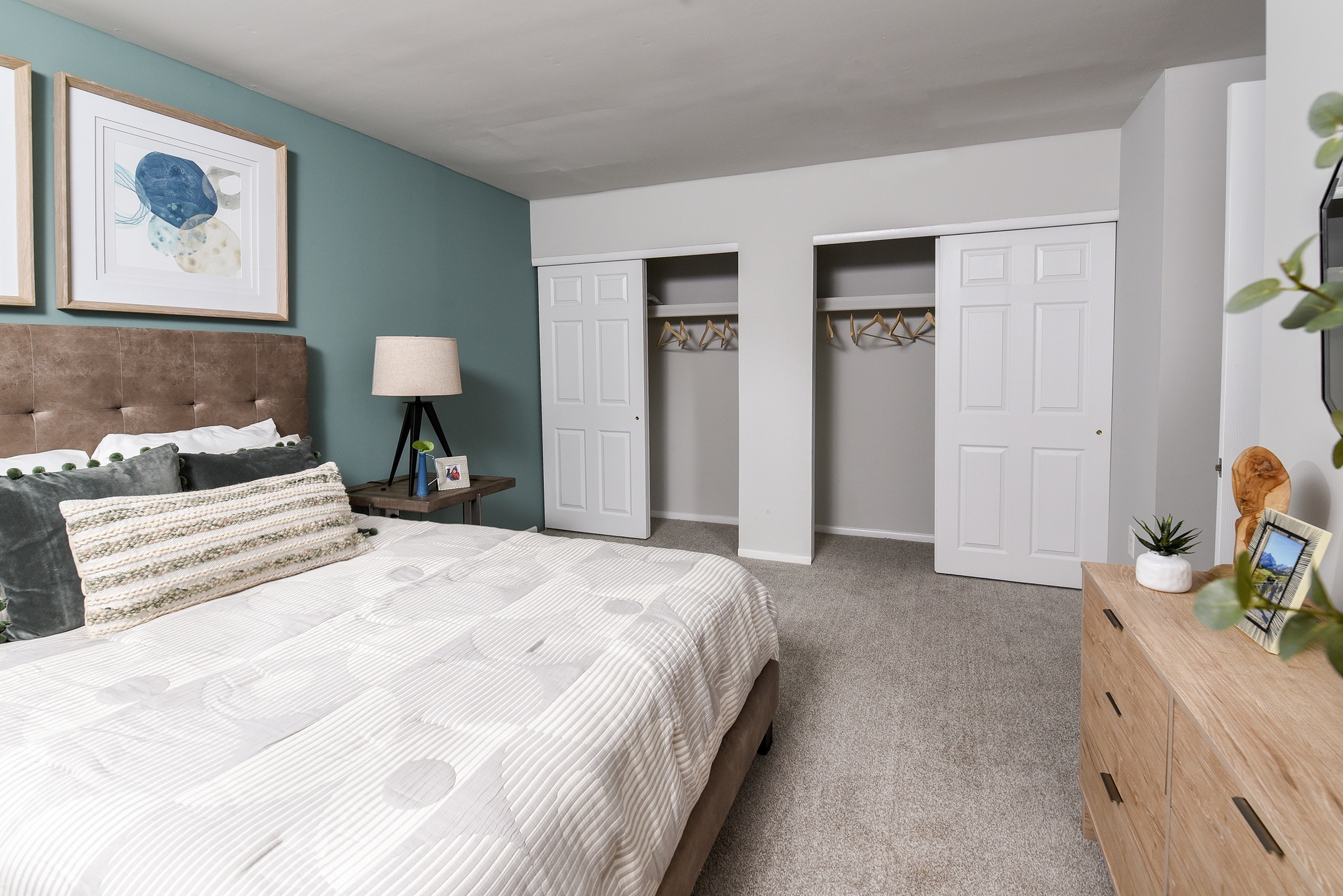 View Photos Stonybrook Apartments