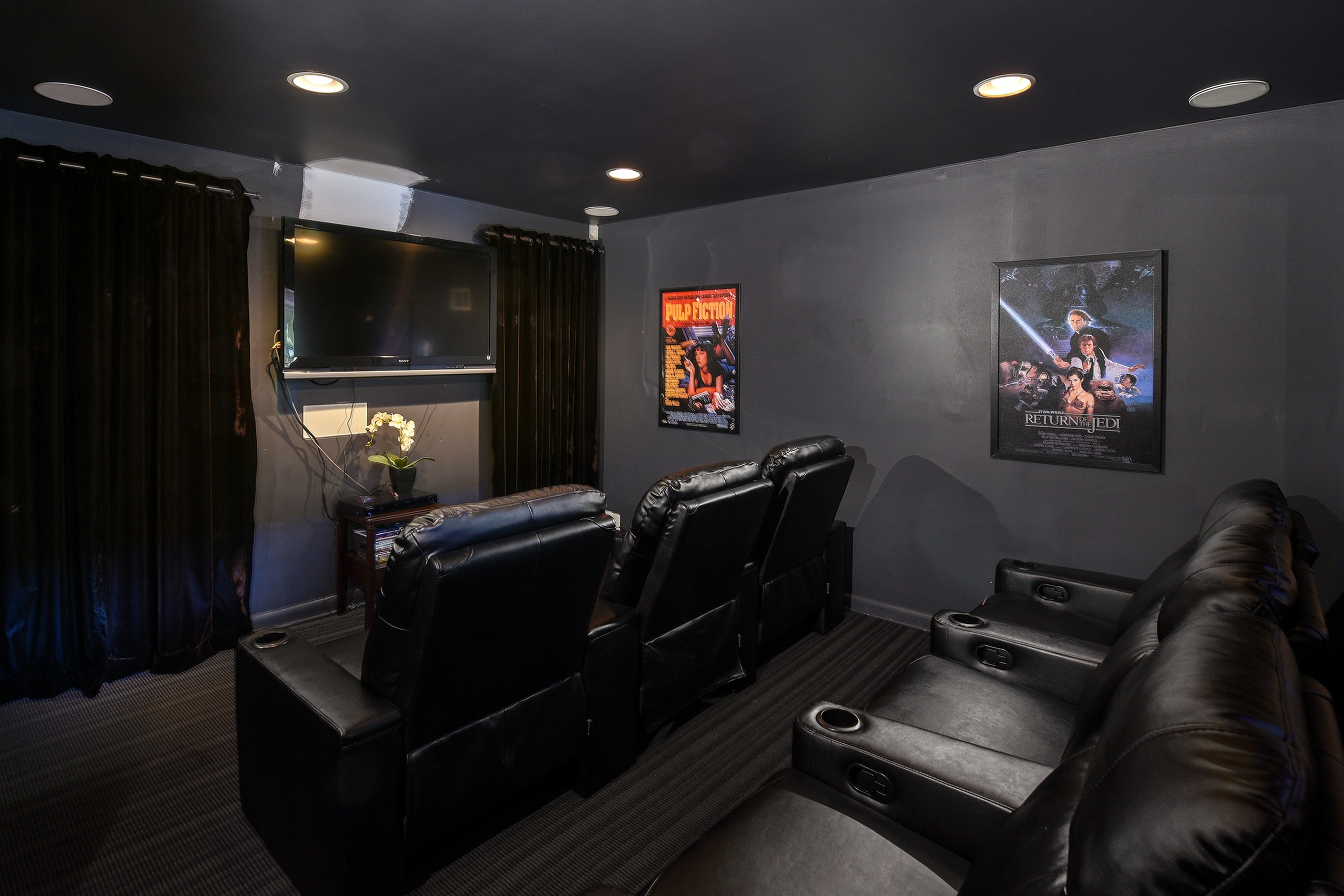 View Photos Stonybrook Apartments