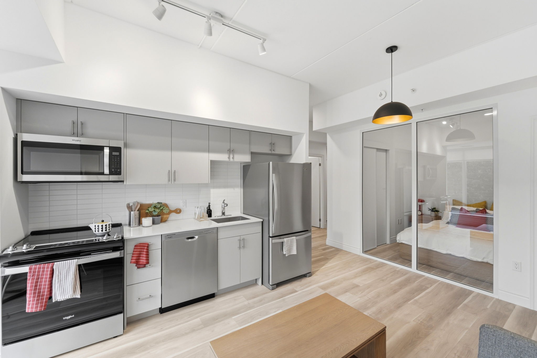 Campus Living Centres - 166 College Ave W - 2 Bed 1 Bath 14