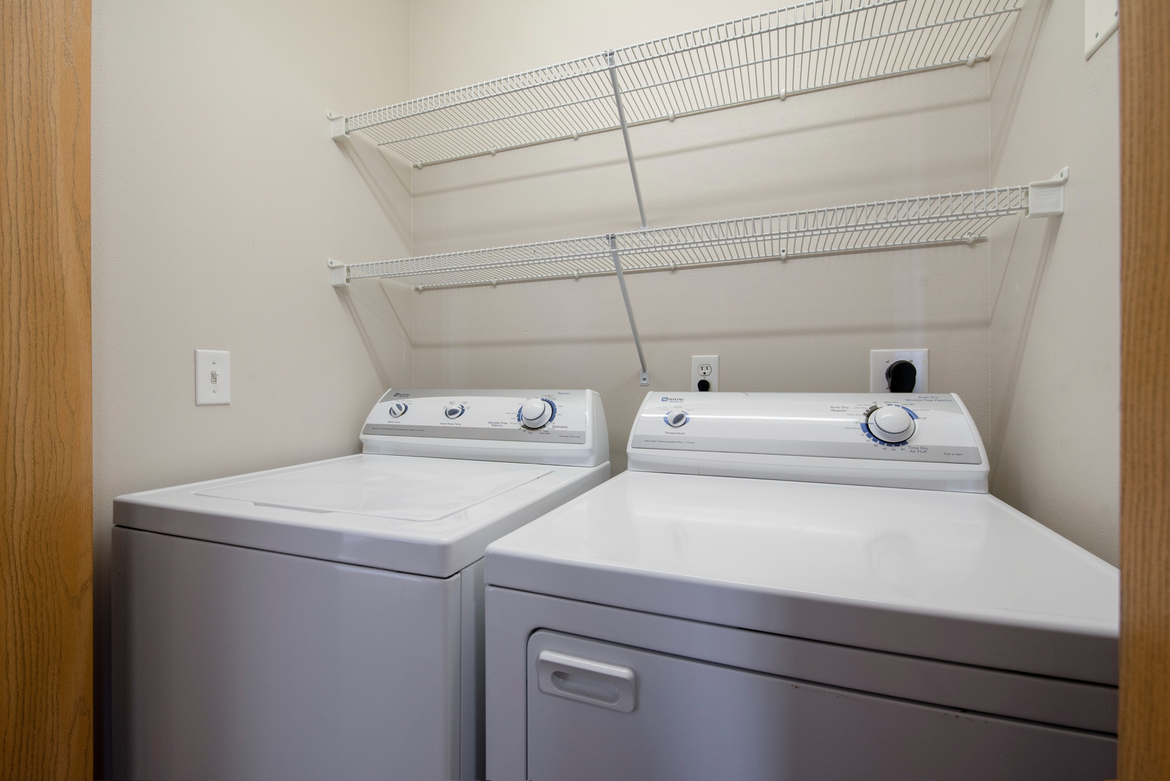 View Photos The Falls at Pike Creek Apartments