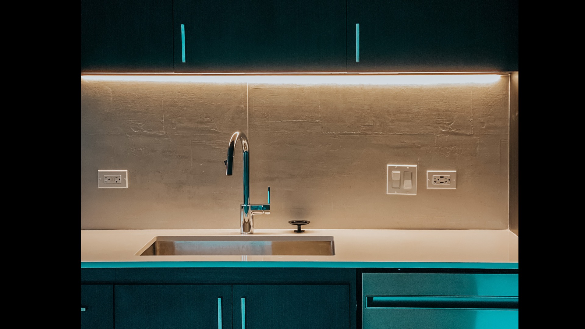 Kitchen Sink and Backsplash