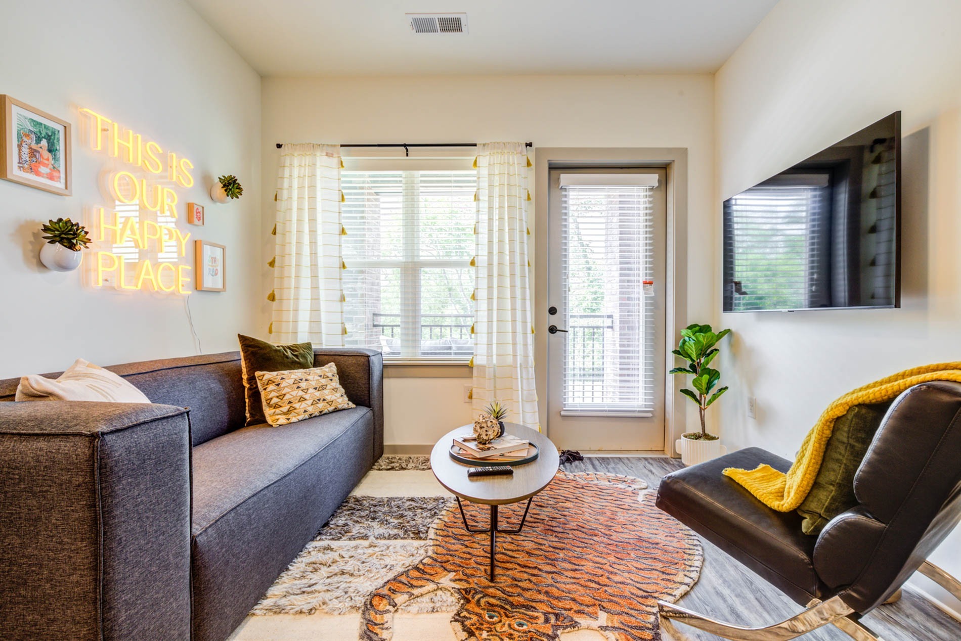 Signature Hartwell Village 3