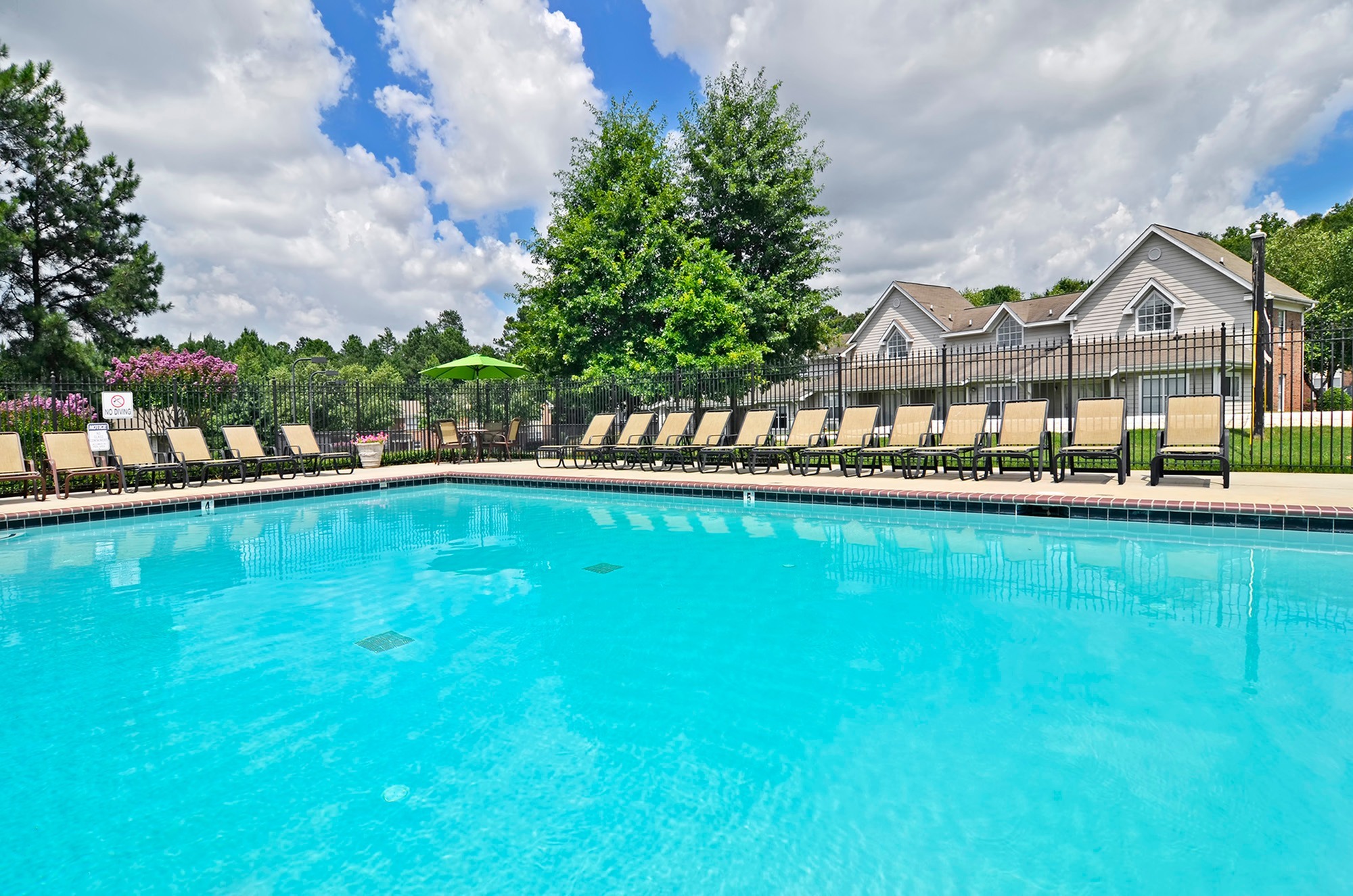 The Townhomes at River Club