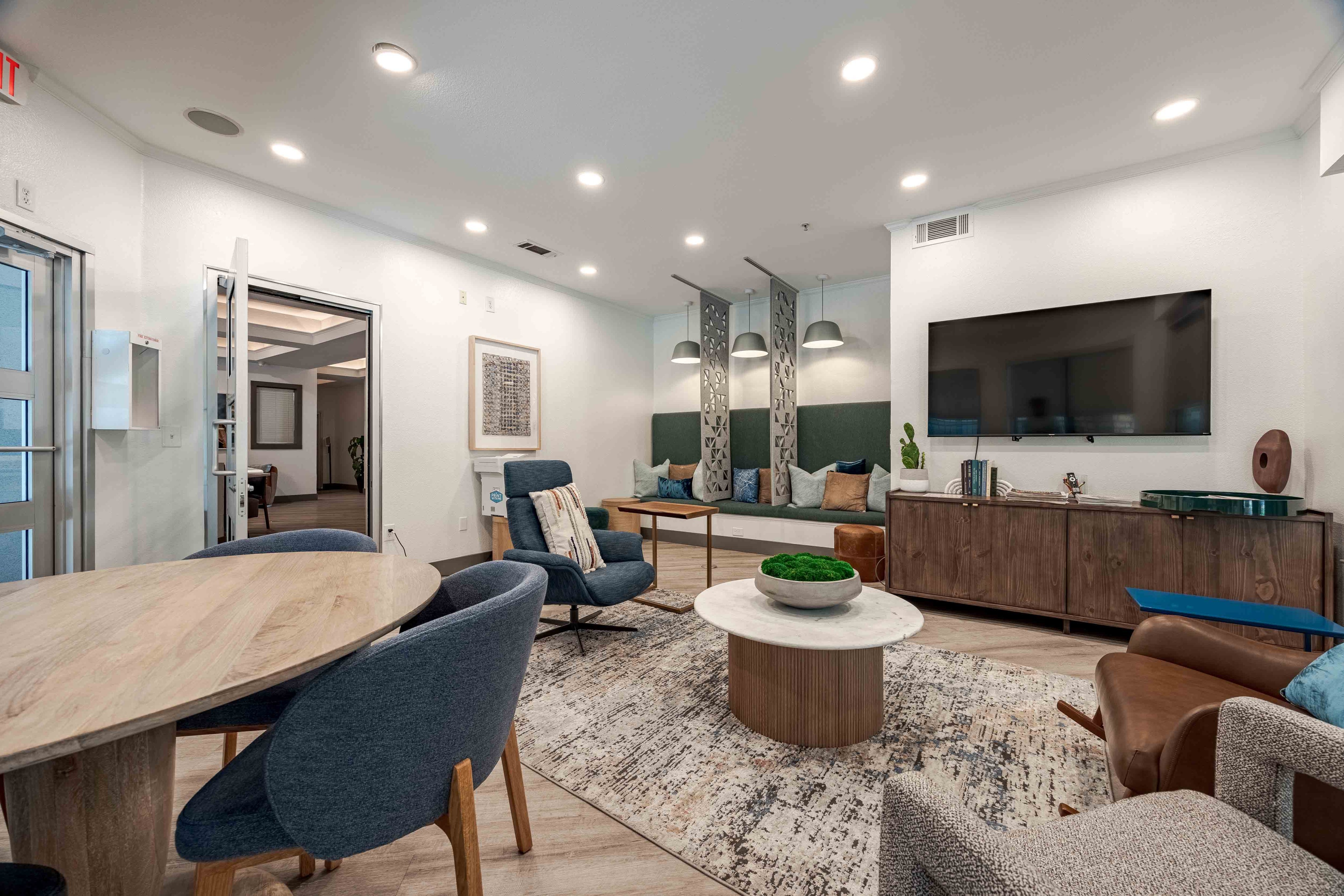 The Villas on Guadalupe 4