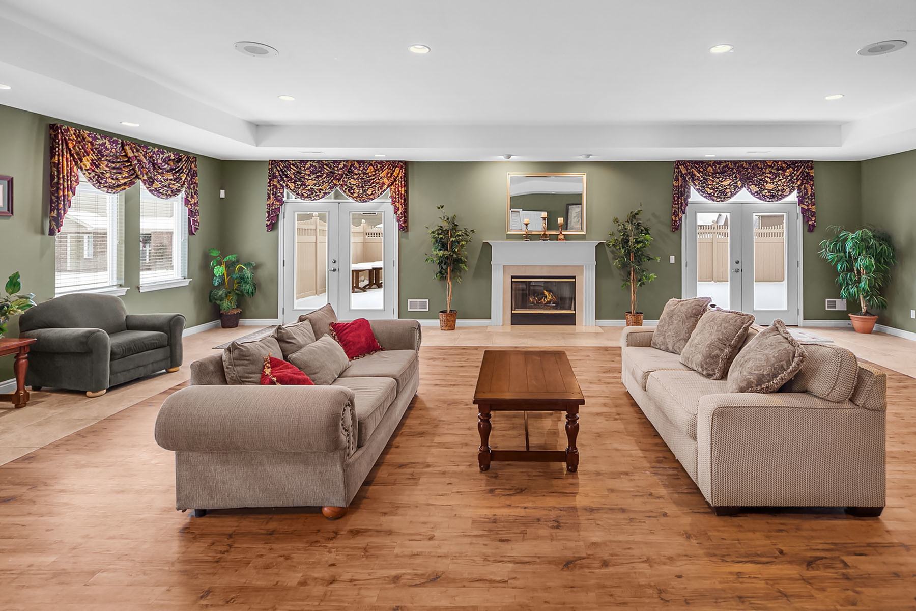 View Our Amenities Mallard Pond Apartments & Condos