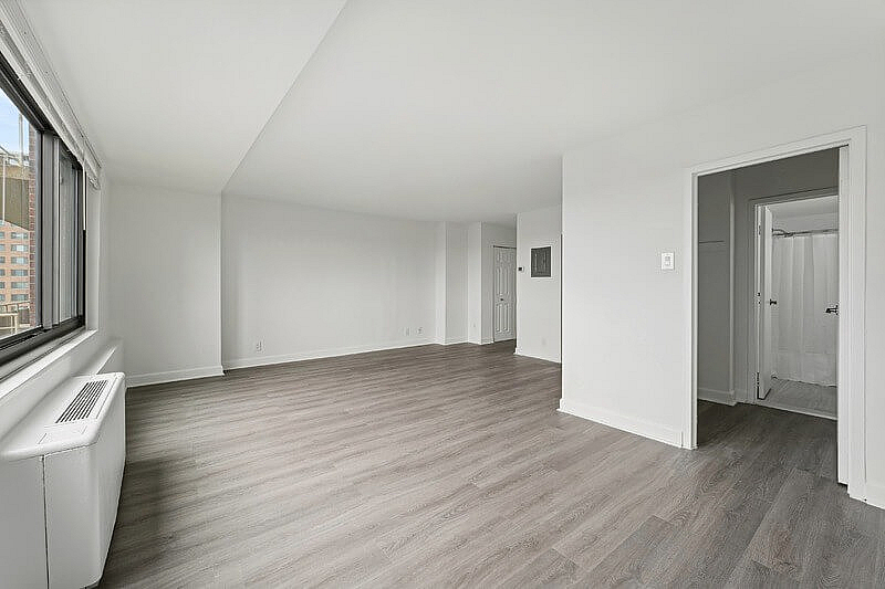 Living Space for Entertaining Ashlawn at Southern Towers Living Space for Entertaining Ashlawn at Southern Towers
